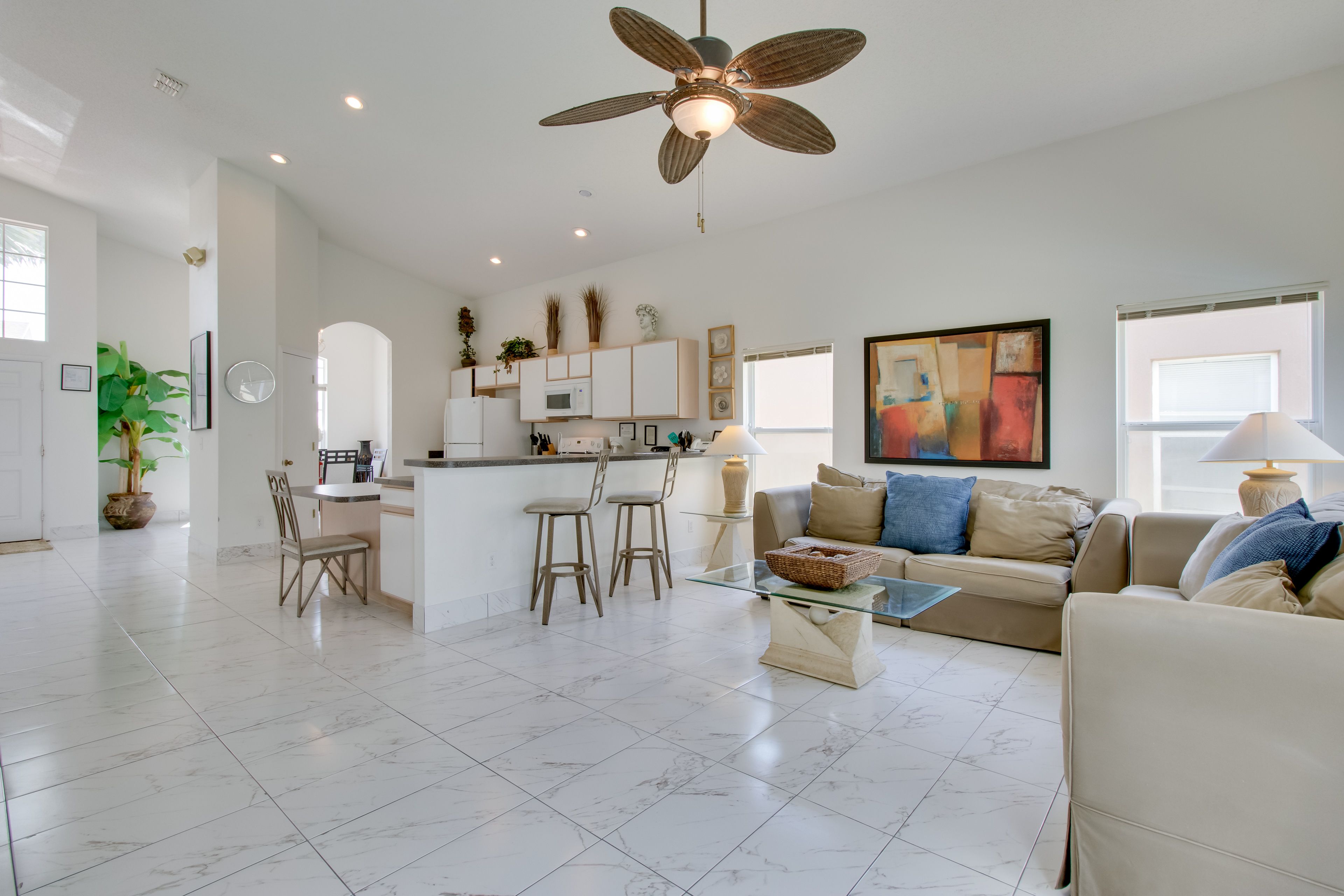 Main Living Space | Free WiFi | Smart TV | Sleeper Sofa