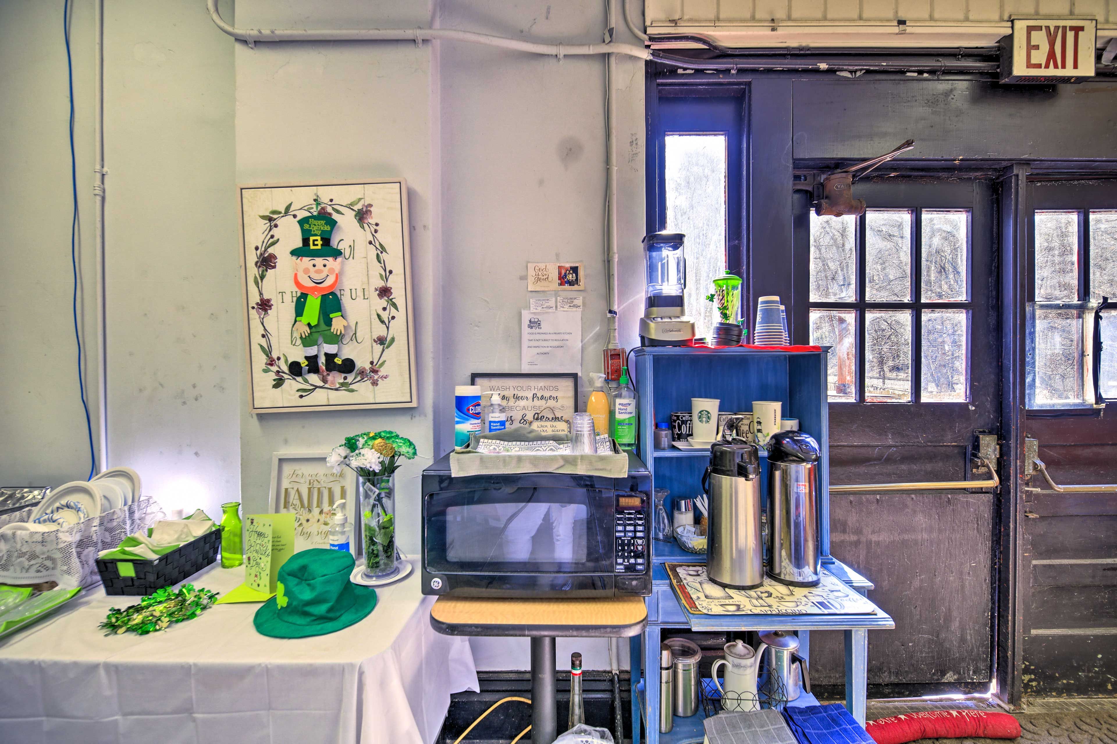 Community Dining Area