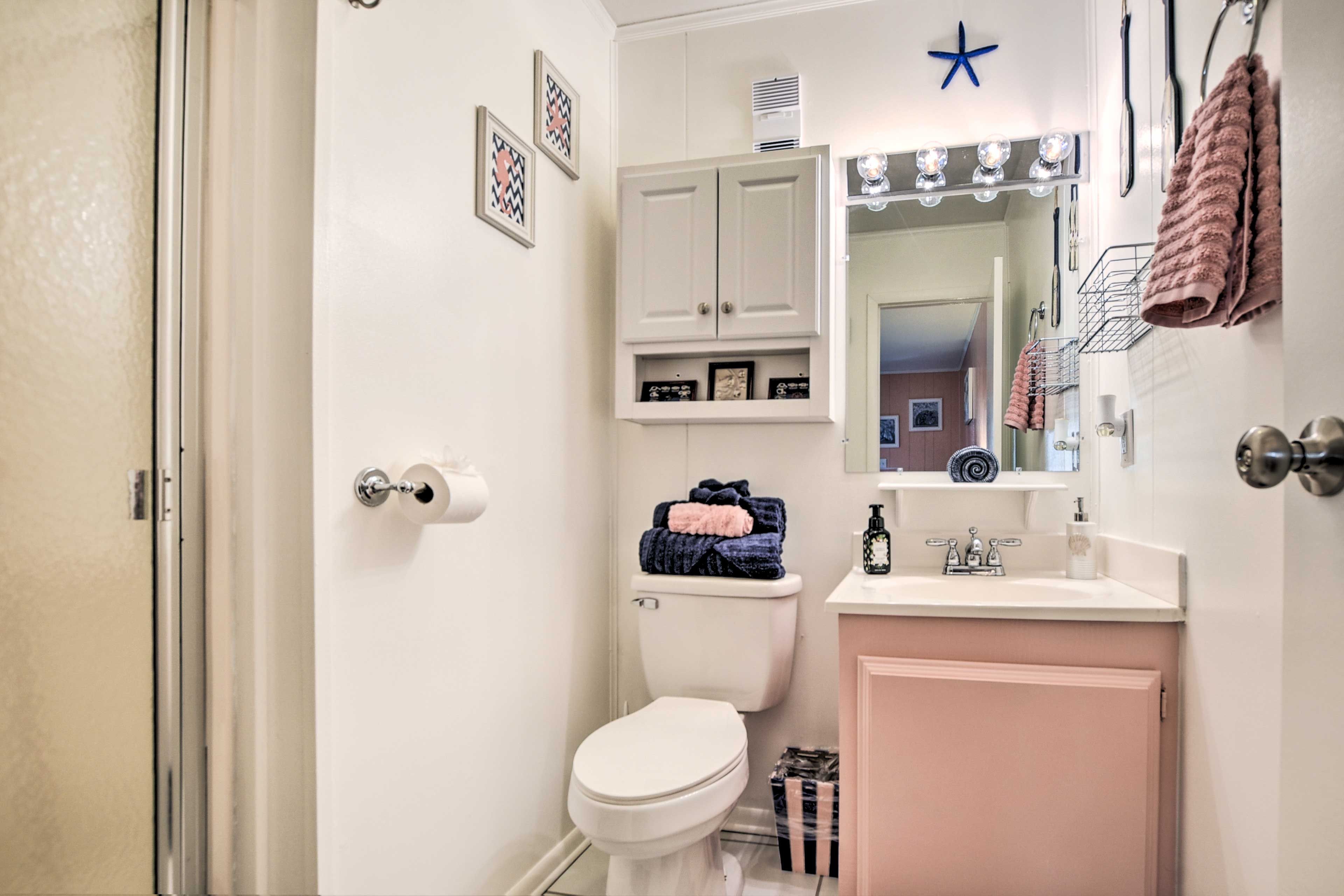 En-Suite Bathroom | Walk-In Shower