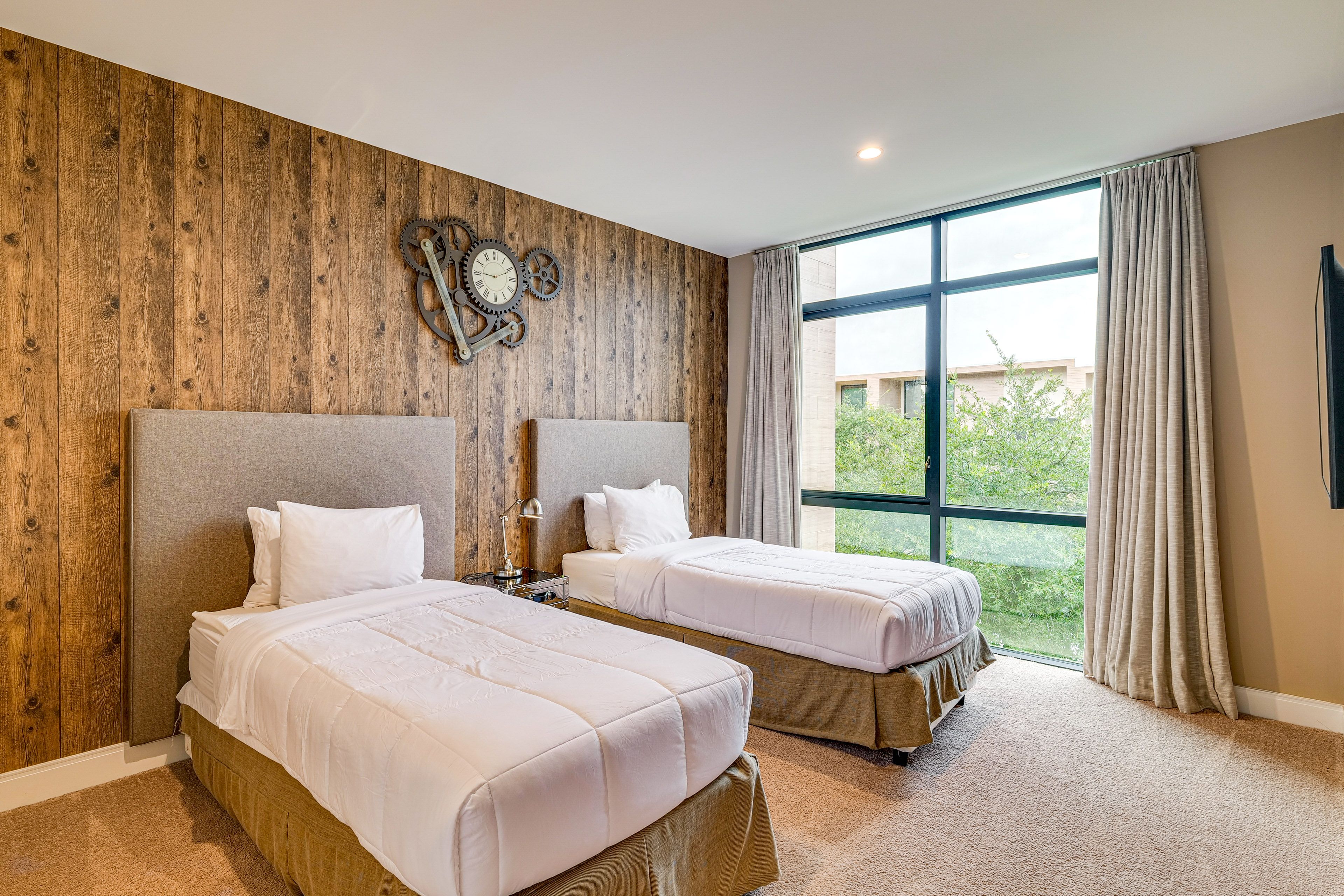 Bedroom 4 | 2 Twin Beds