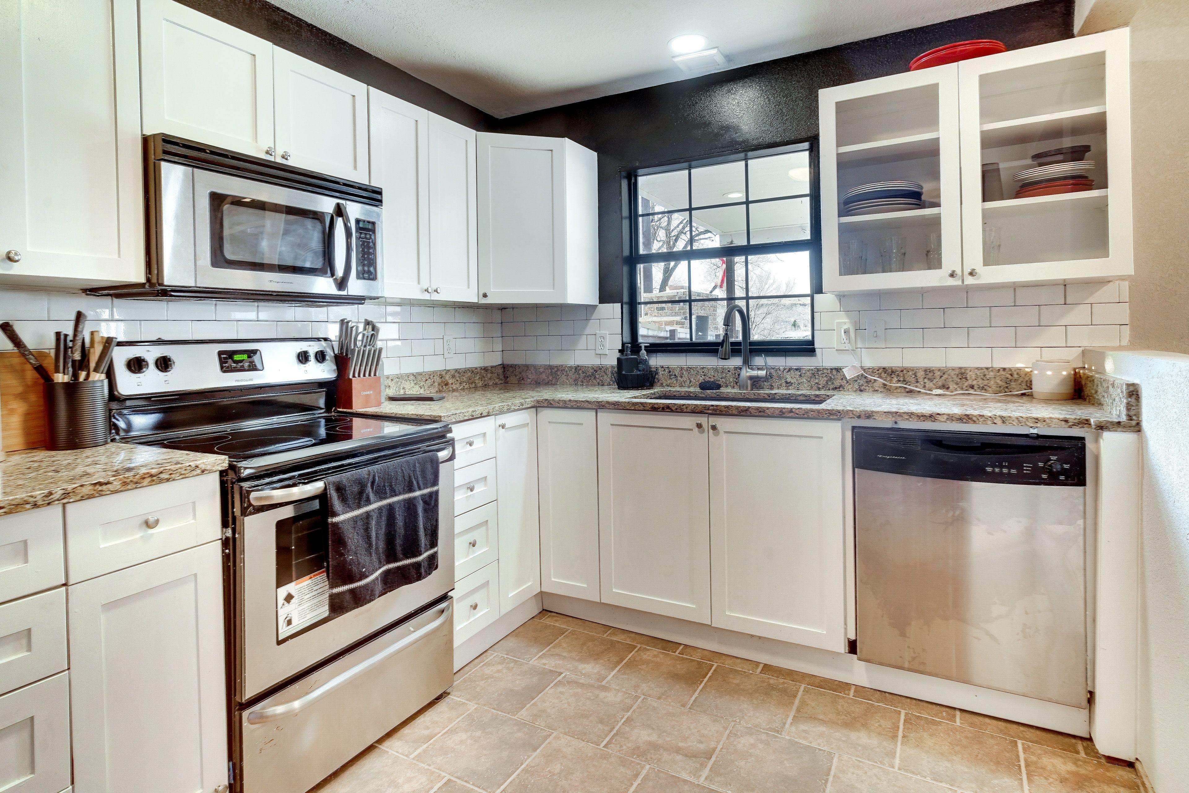 Kitchen | Fully Equipped | Cooking Basics