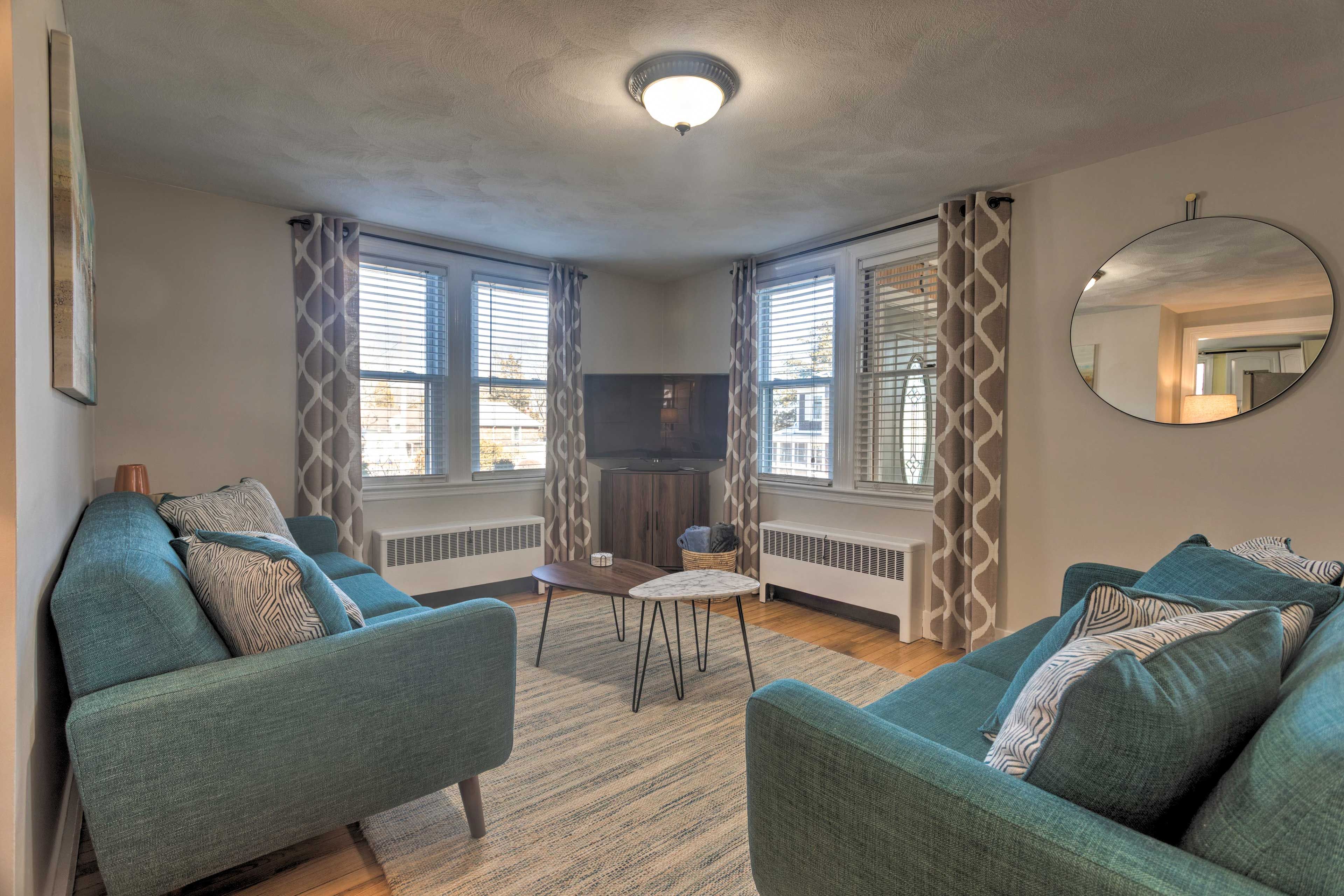 Living Area | Central Air Conditioning/Heating