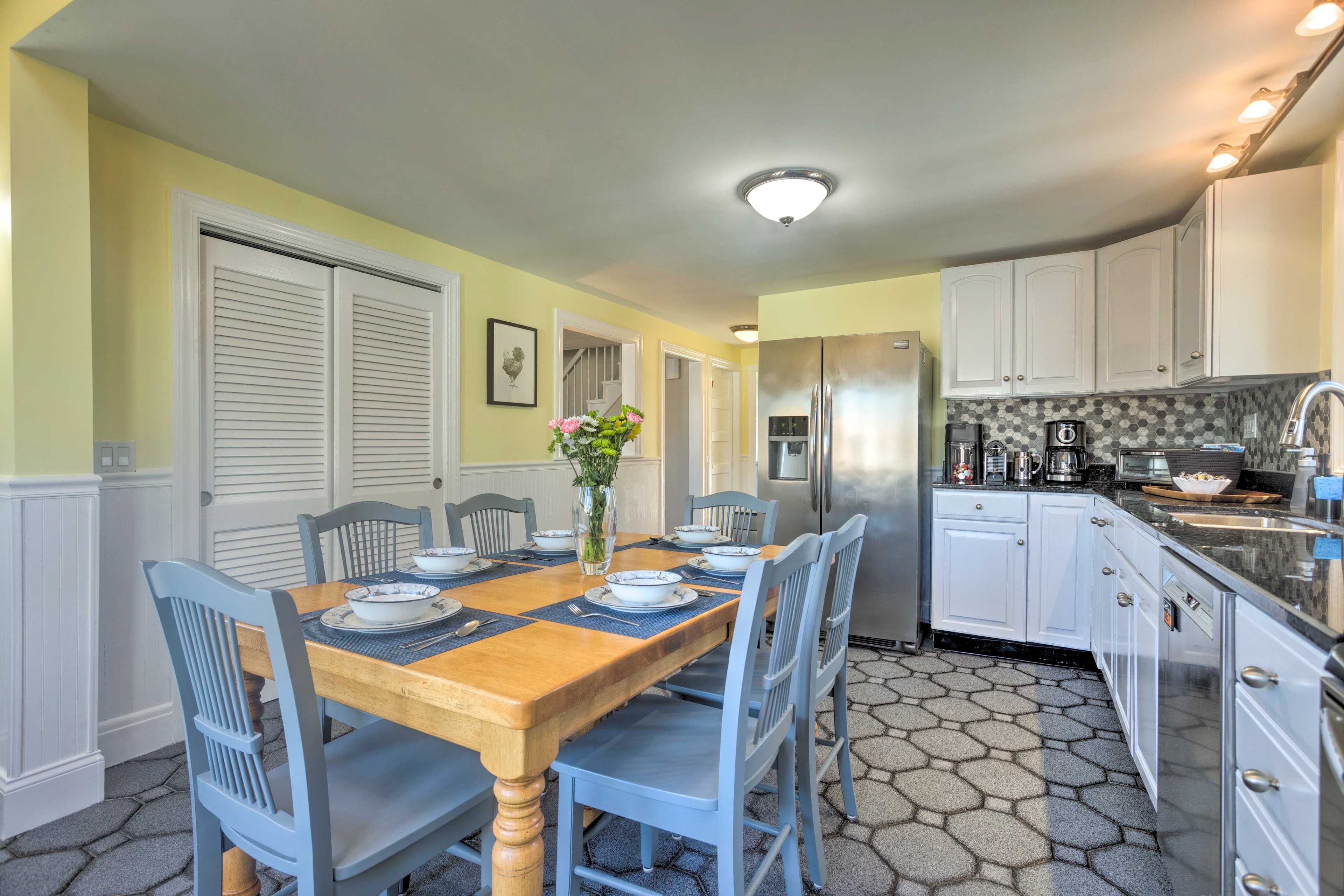 Dining Area | 1st Floor | High Chair Available | Complimentary Spices