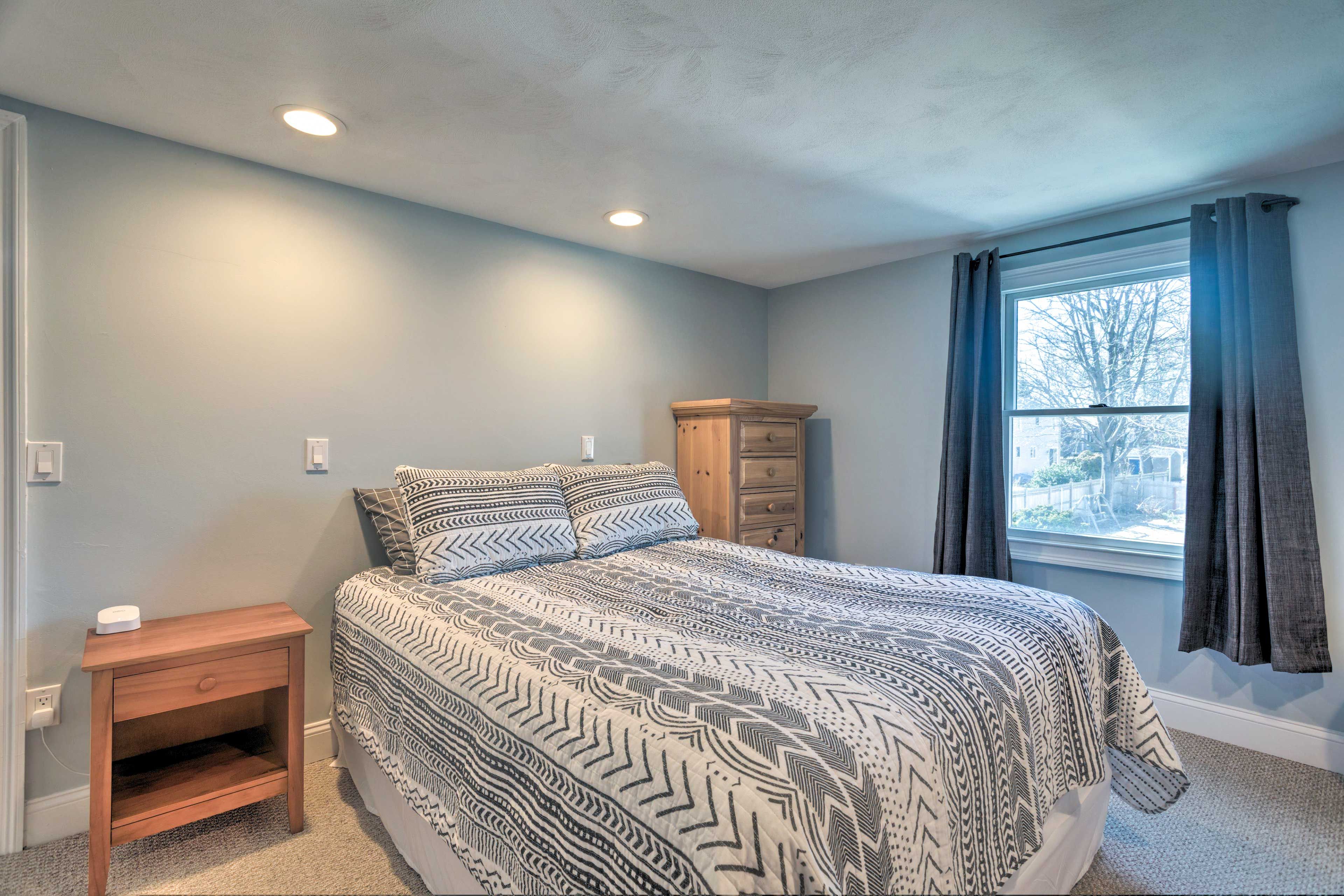 Bedroom 2 | Queen Bed | 2nd Floor