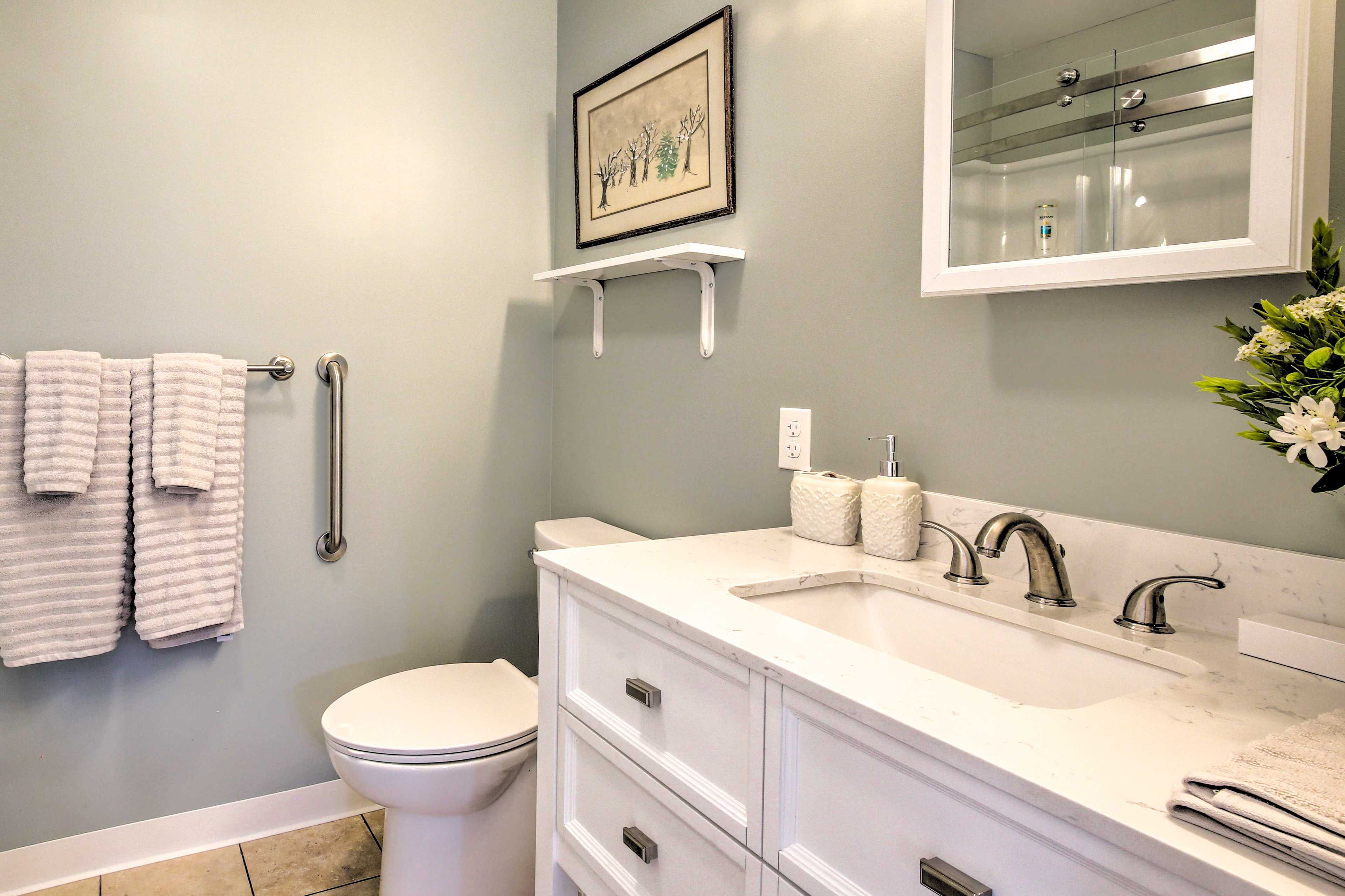 Bathroom | Towels Provided