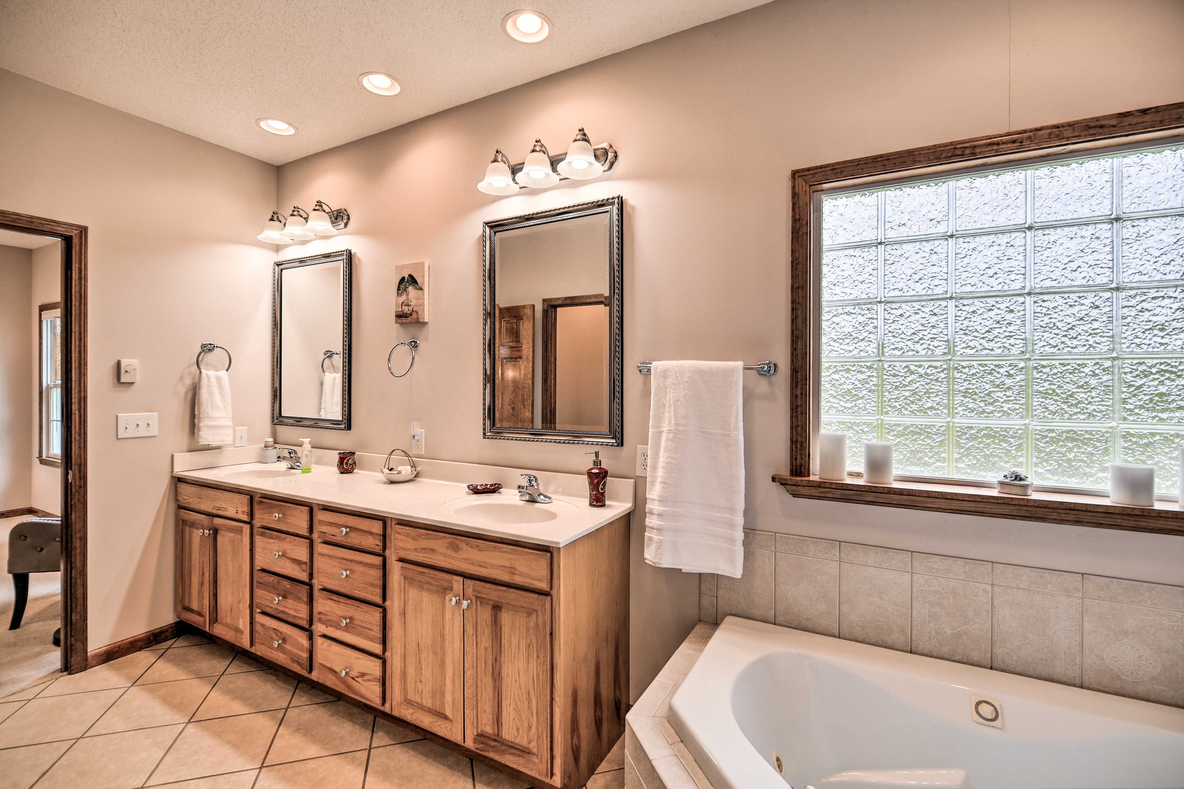 Full Bathroom