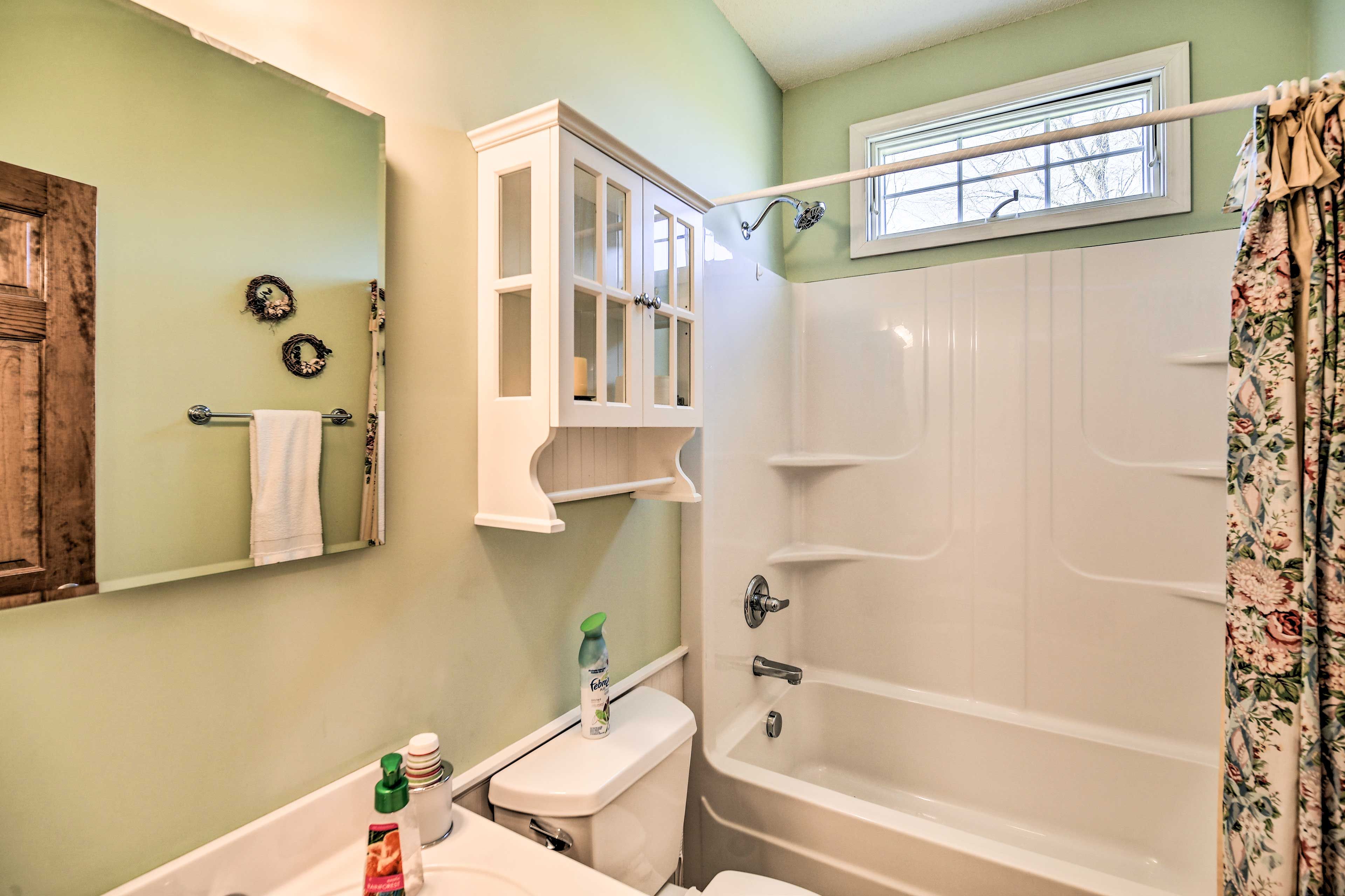 Full Bathroom
