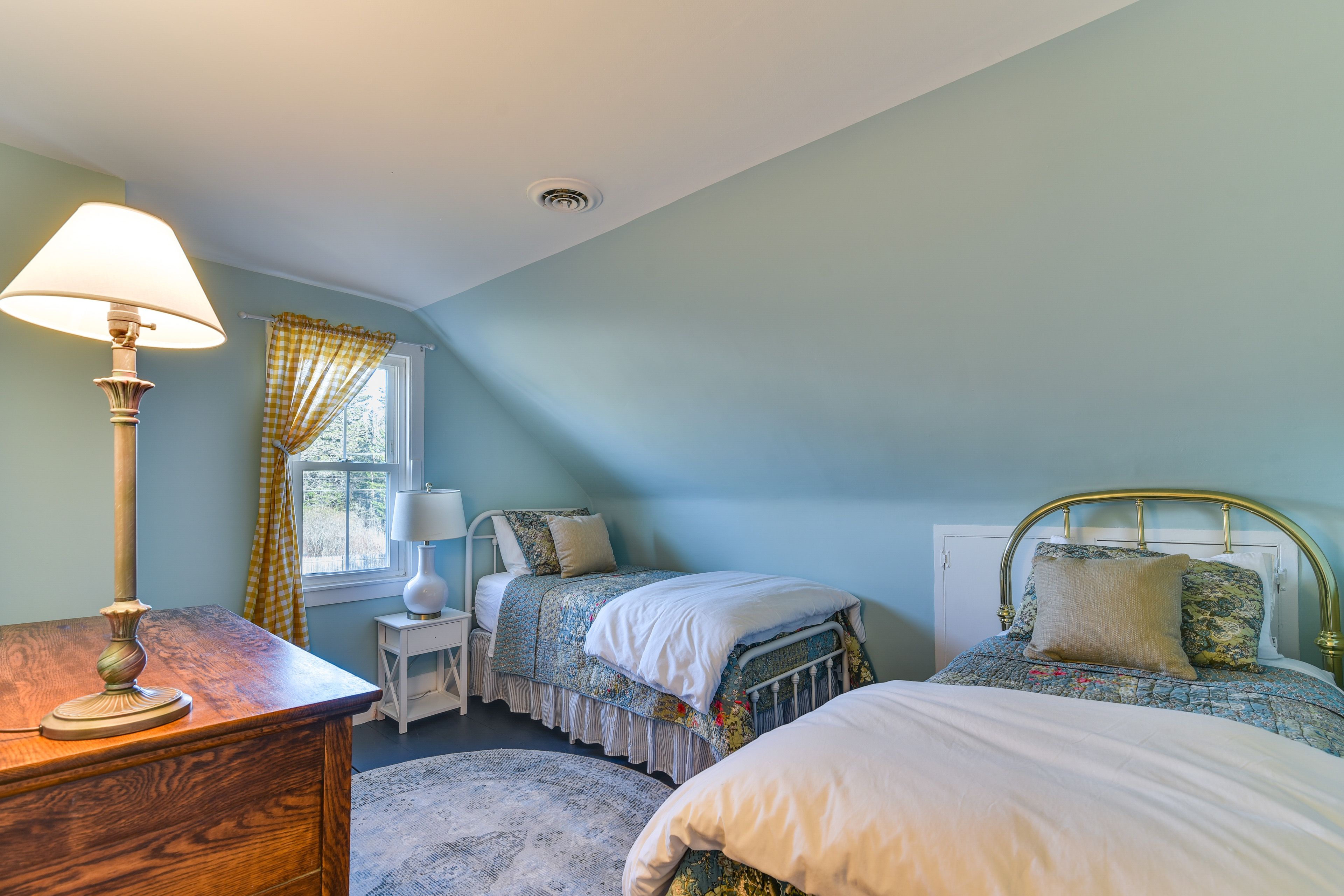 Bedroom 4 | 2 Twin Beds