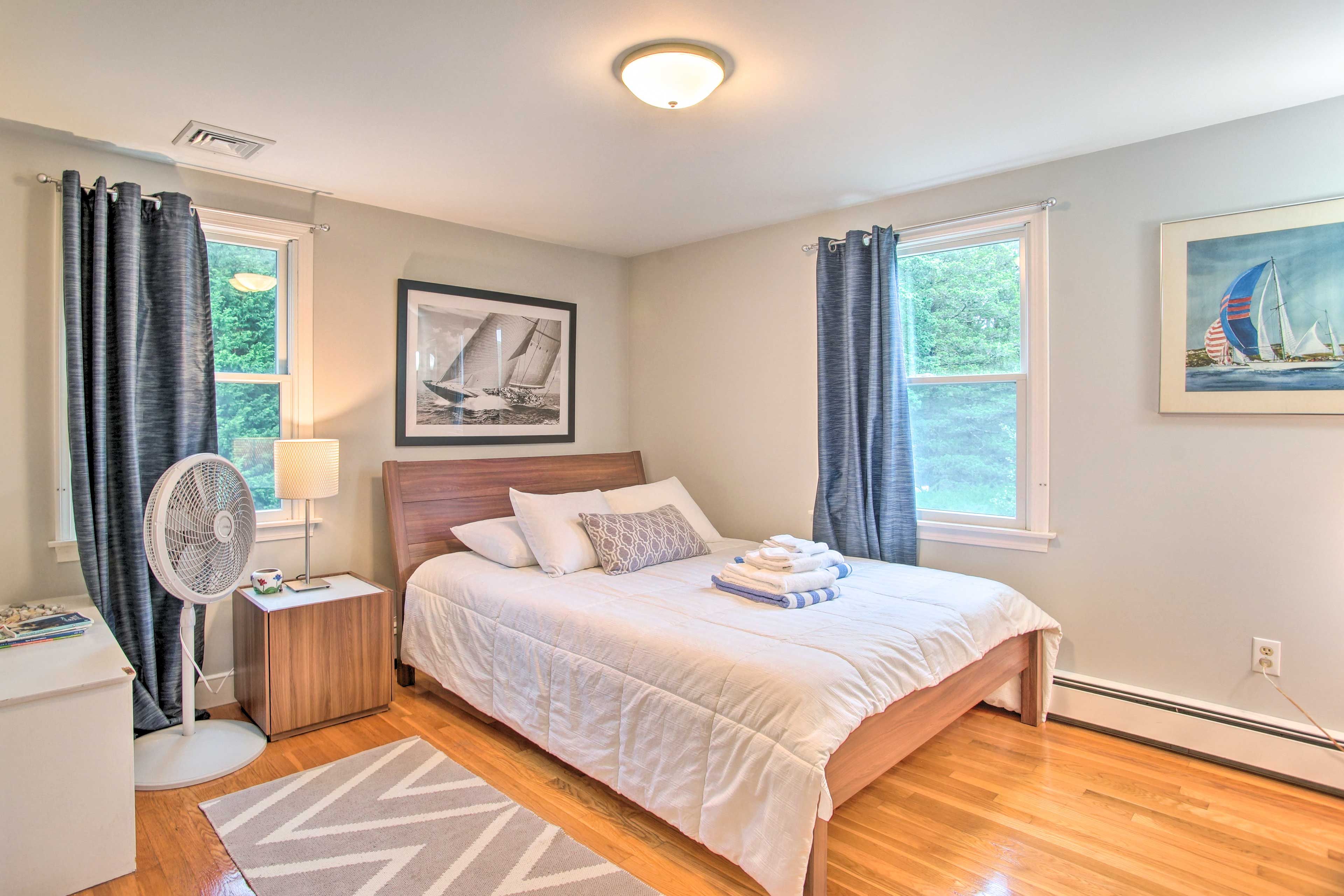 Bedroom 2 | Queen Bed | 2nd Floor