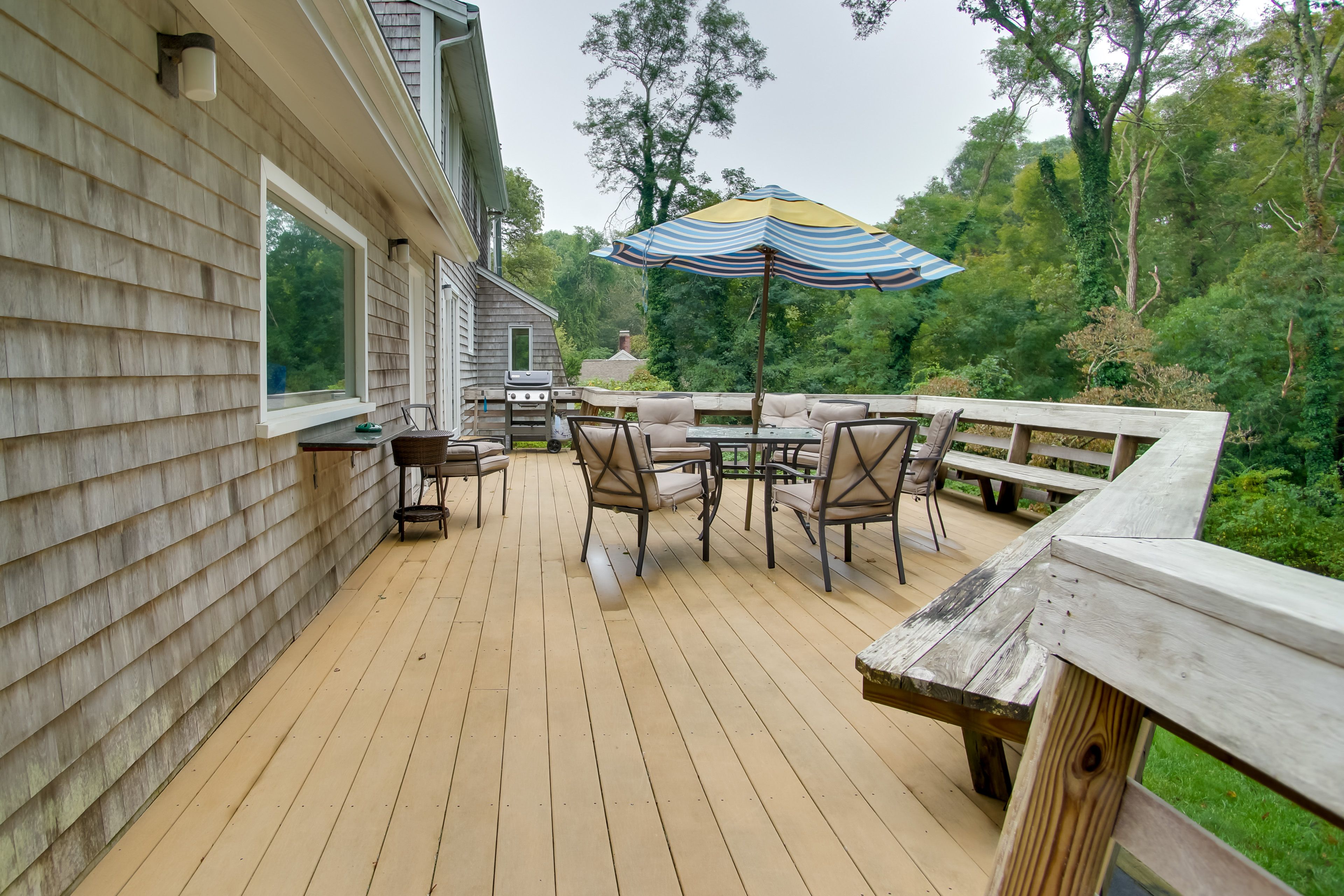 Private Deck | Gas Grill | Outdoor Dining