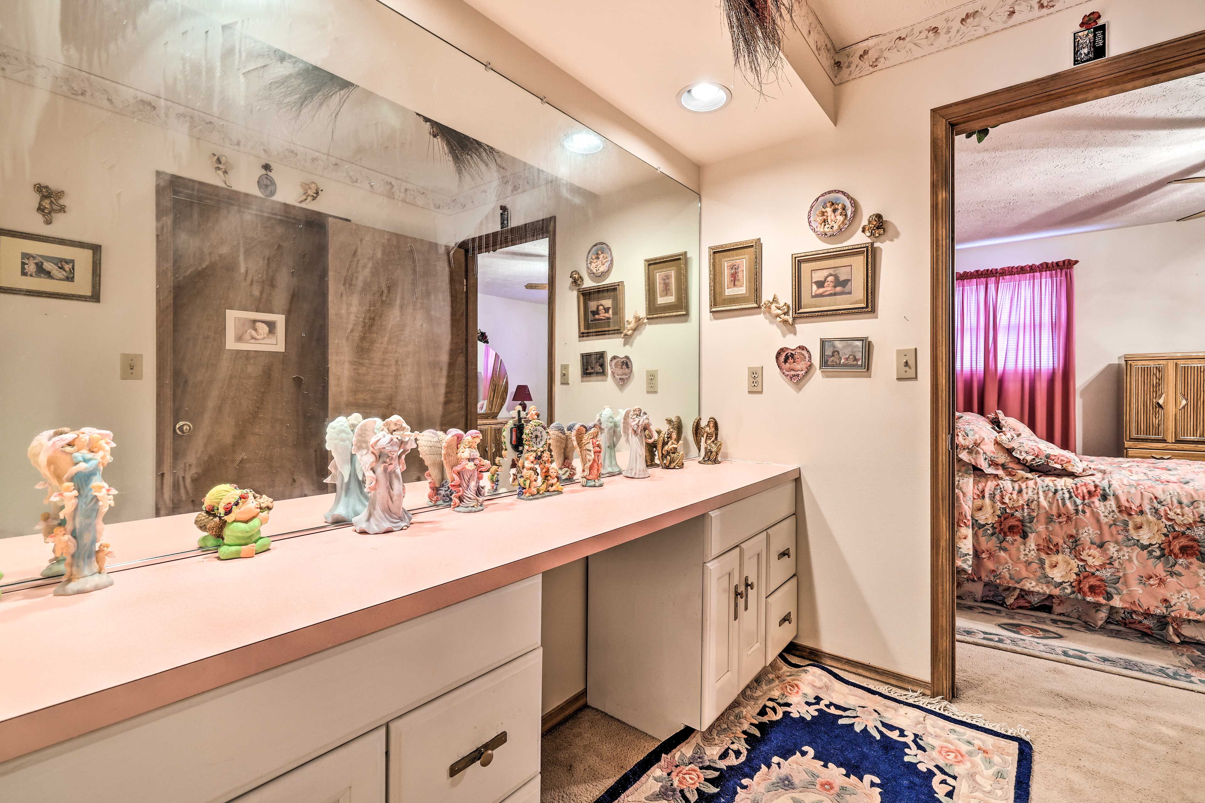 En-Suite Bathroom