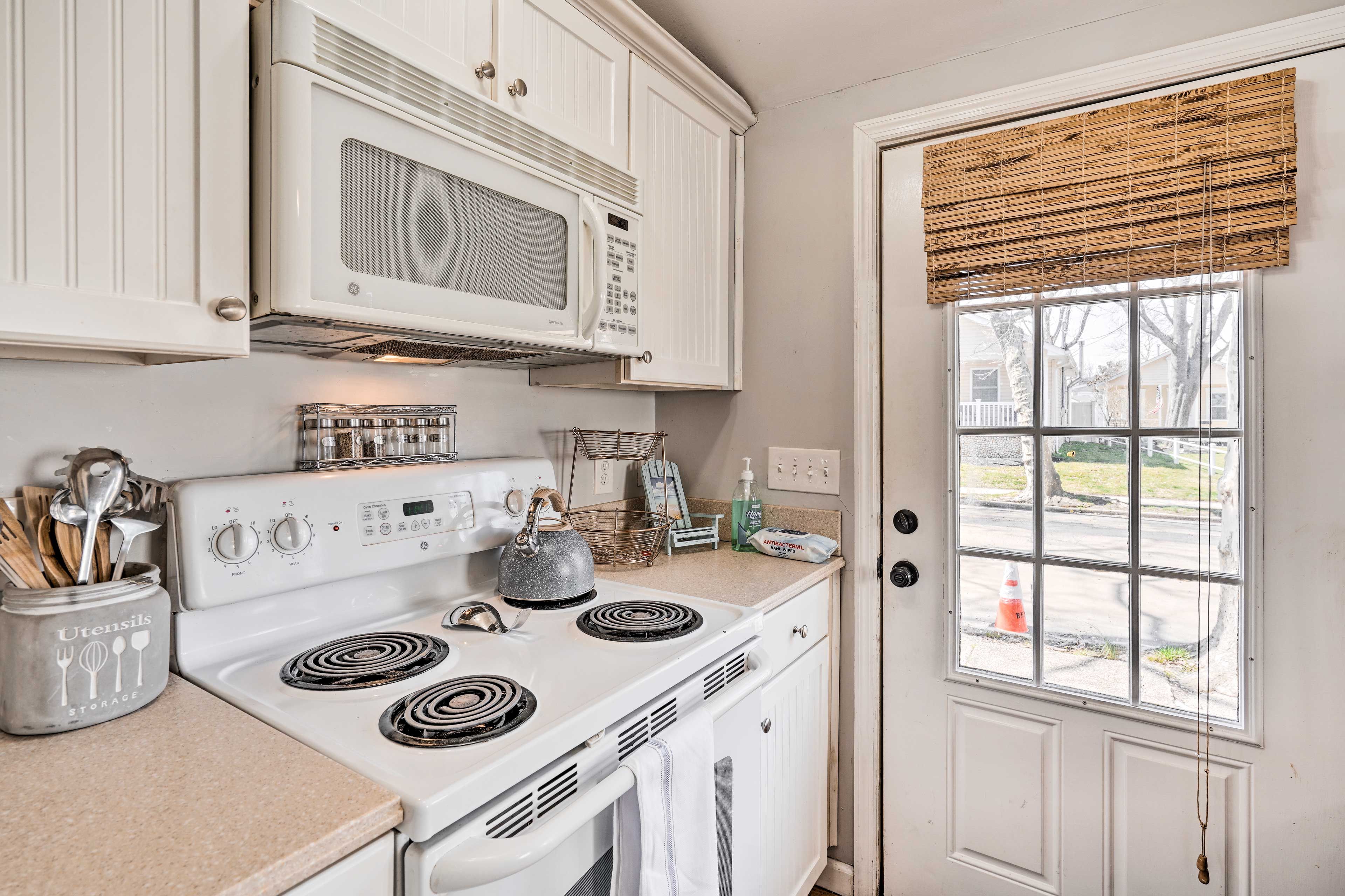 Kitchen | Blender | Drip Coffee Maker