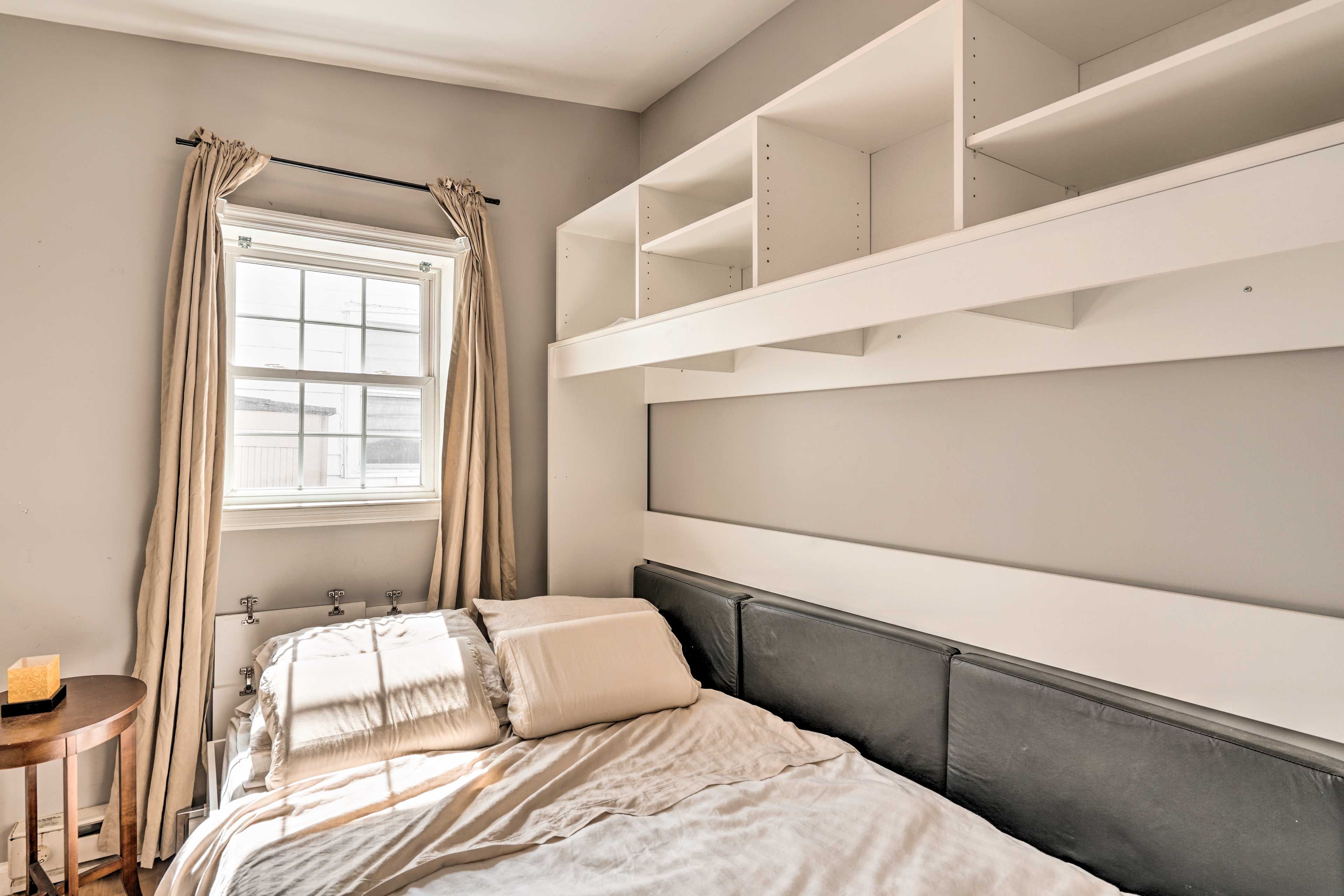 Bedroom | Linens Provided