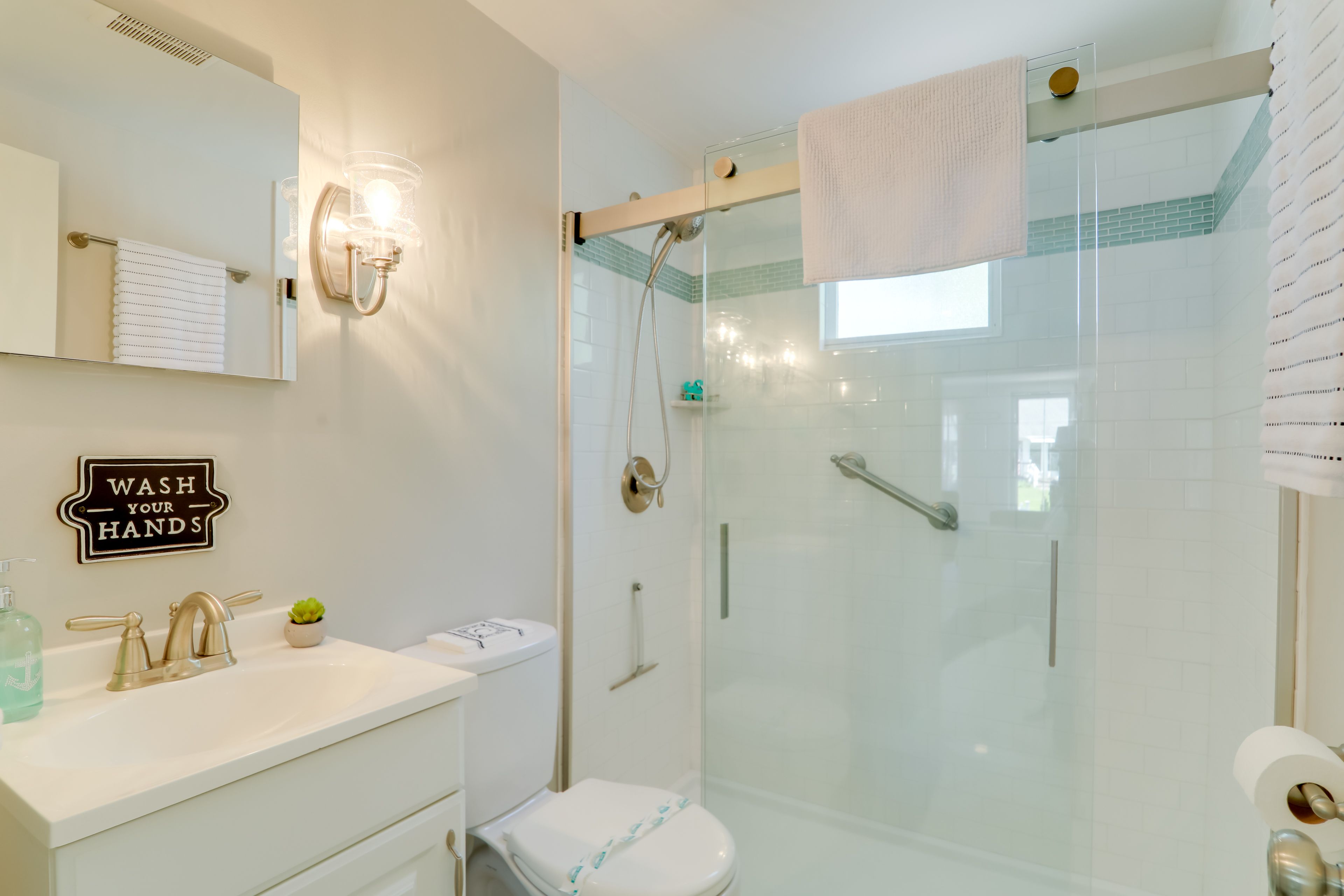 Bathroom | Towels Provided | Hair Dryer