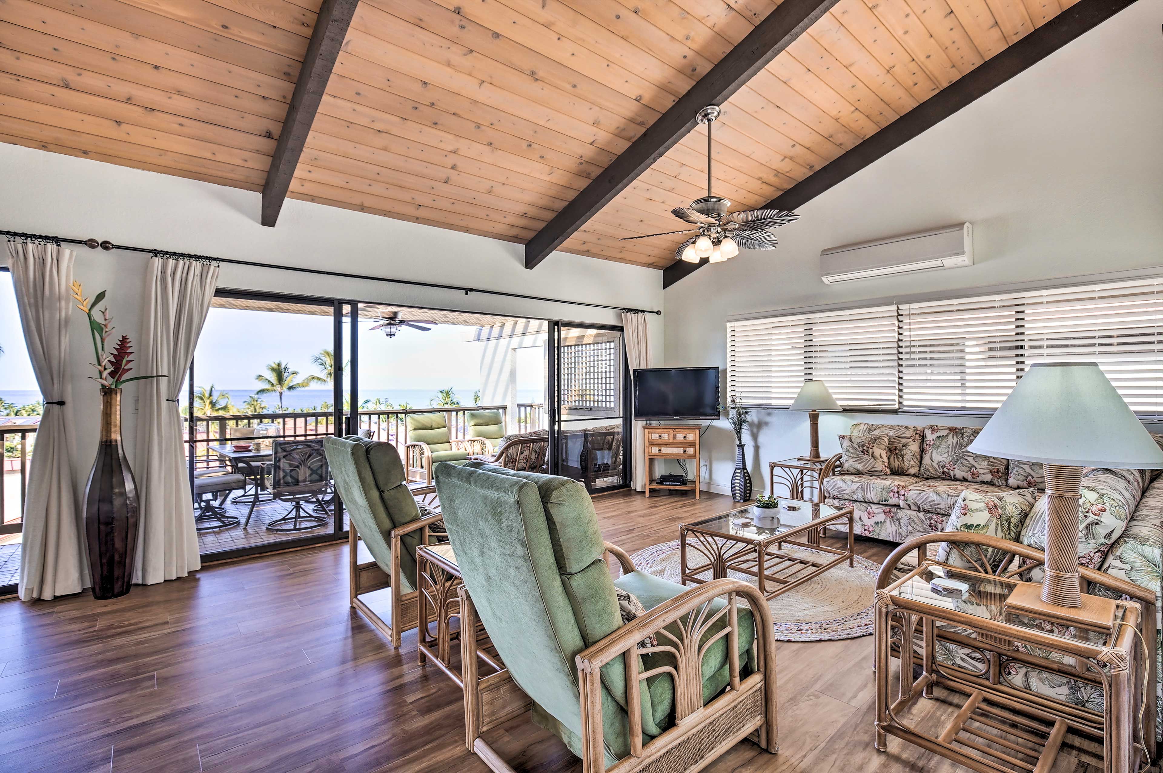 Great Room | Single-Story Unit | Access to Lanai | Smart TV