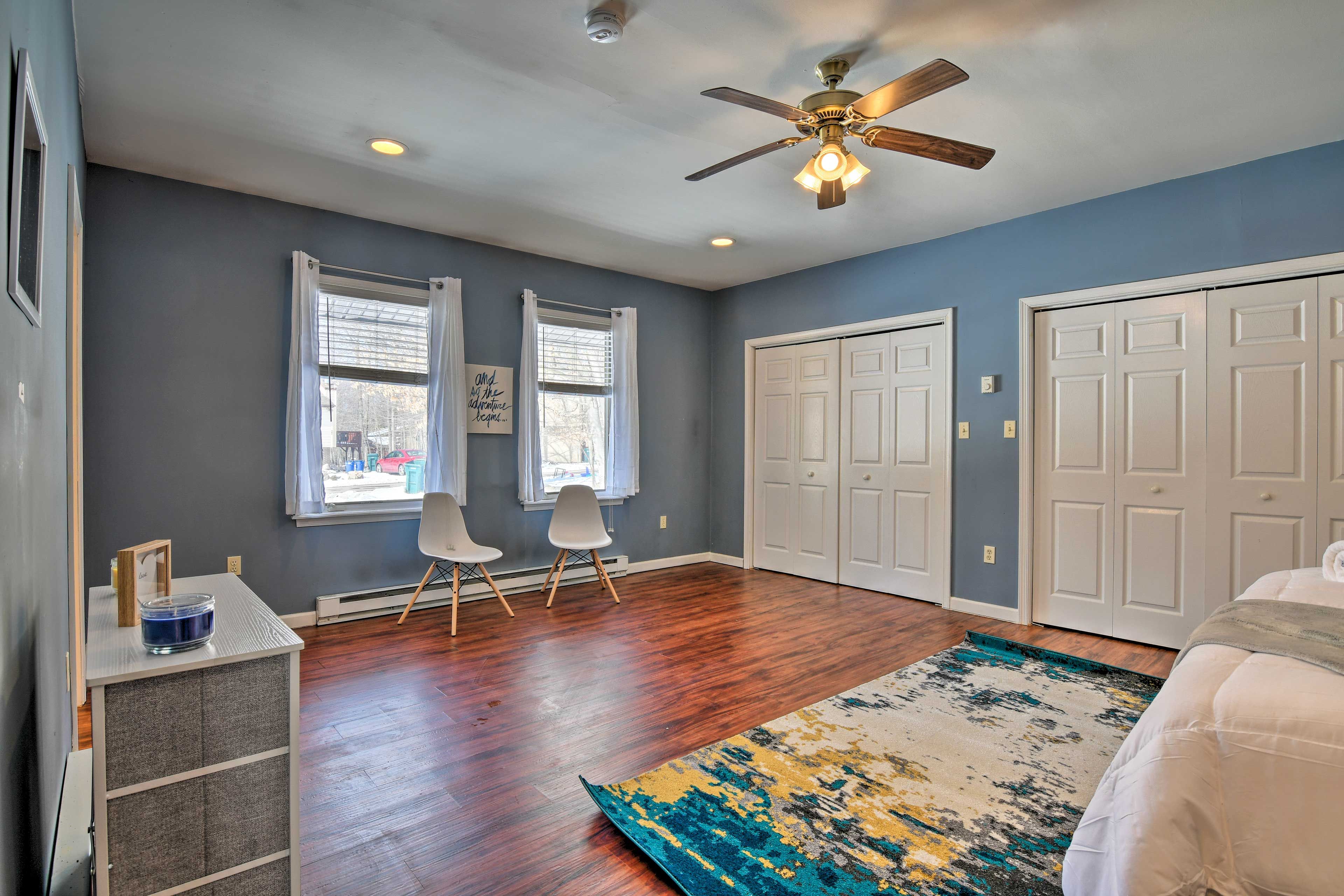 Bedroom 1 | Linens Provided
