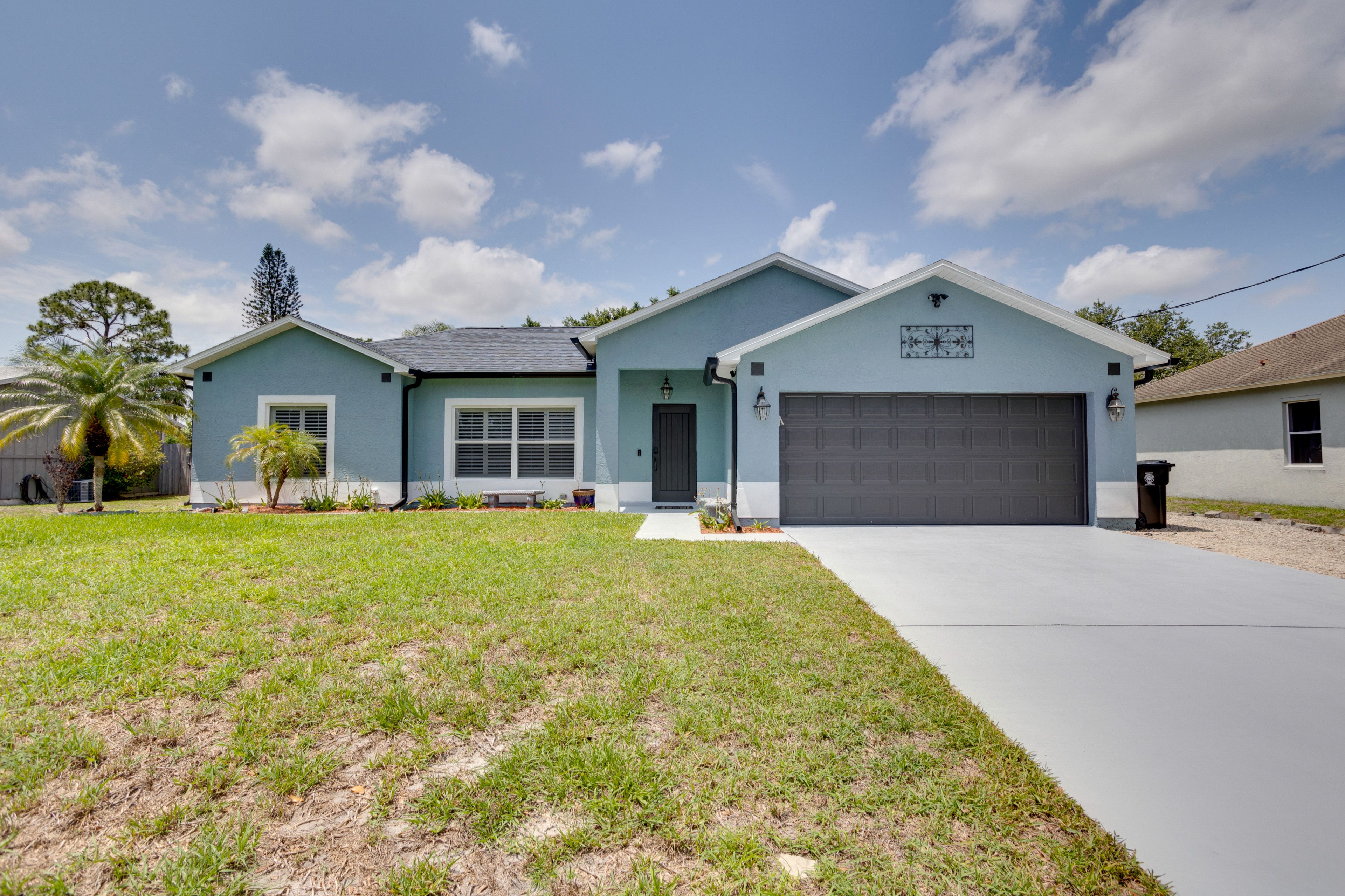 Front Entrance | Single-Story Home