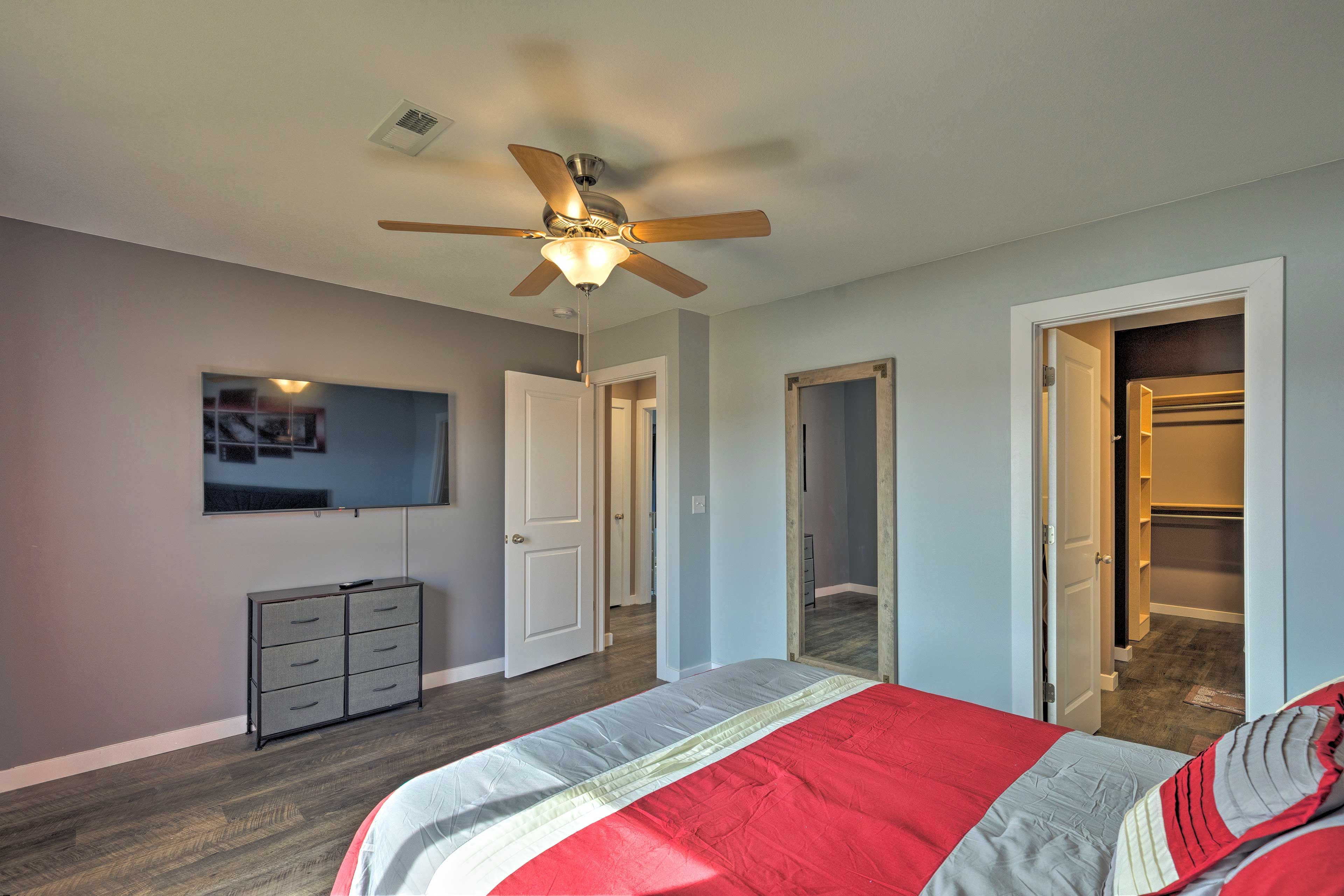 Bedroom 1 | Smart TV | Linens Provided