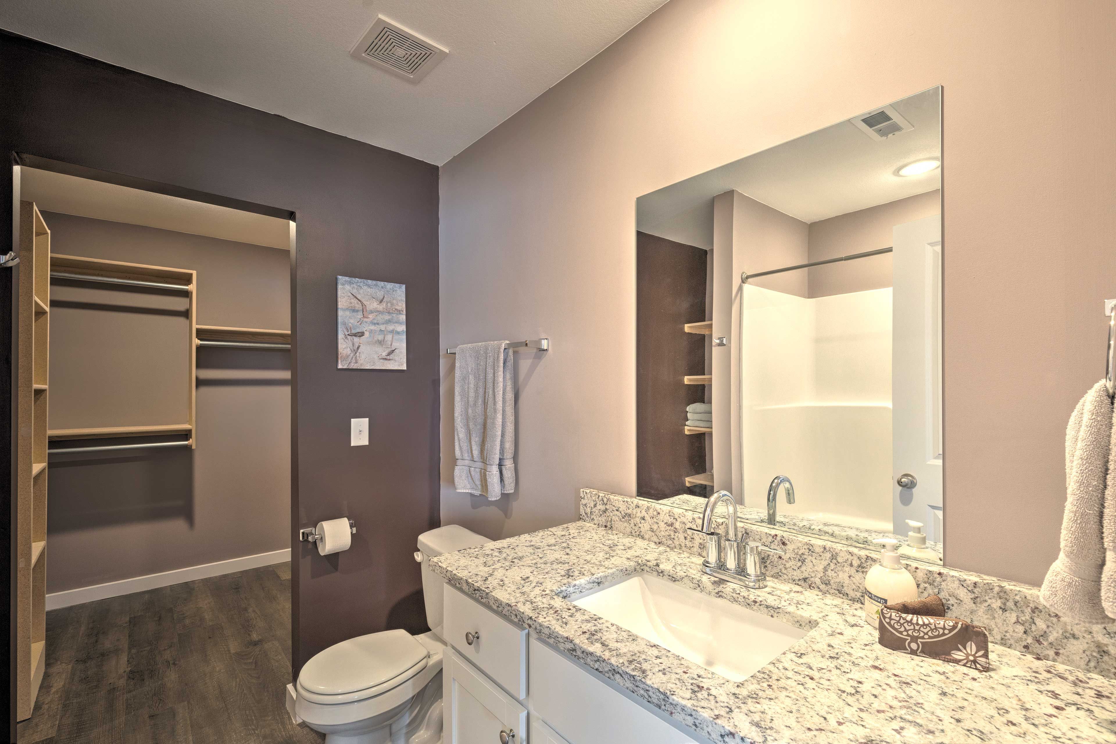 En-Suite Bathroom | Walk-In Closet | Complimentary Toiletries | Hair Dryers