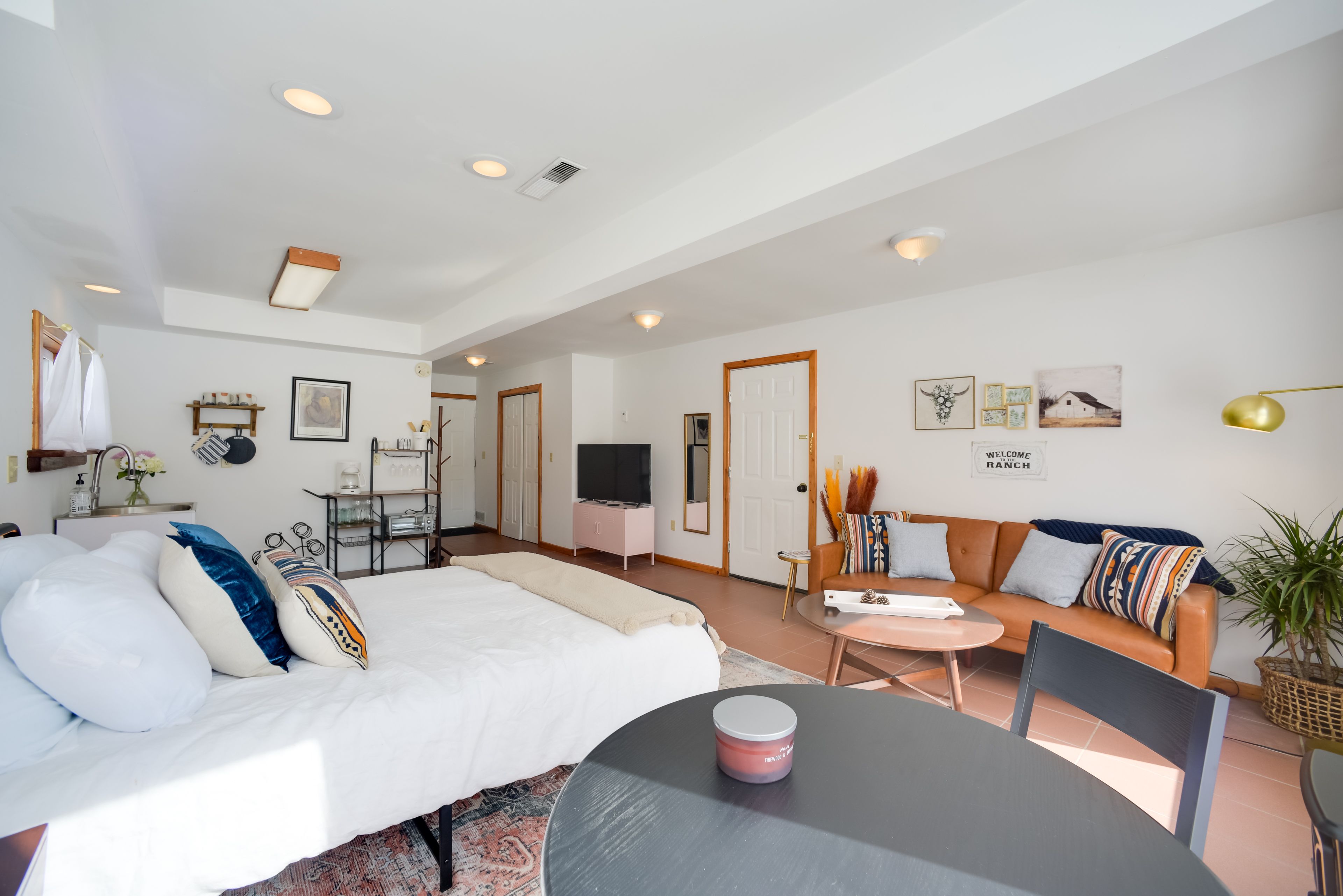 Studio | Queen Bed | Linens Provided | Window A/C Unit | Central Heat