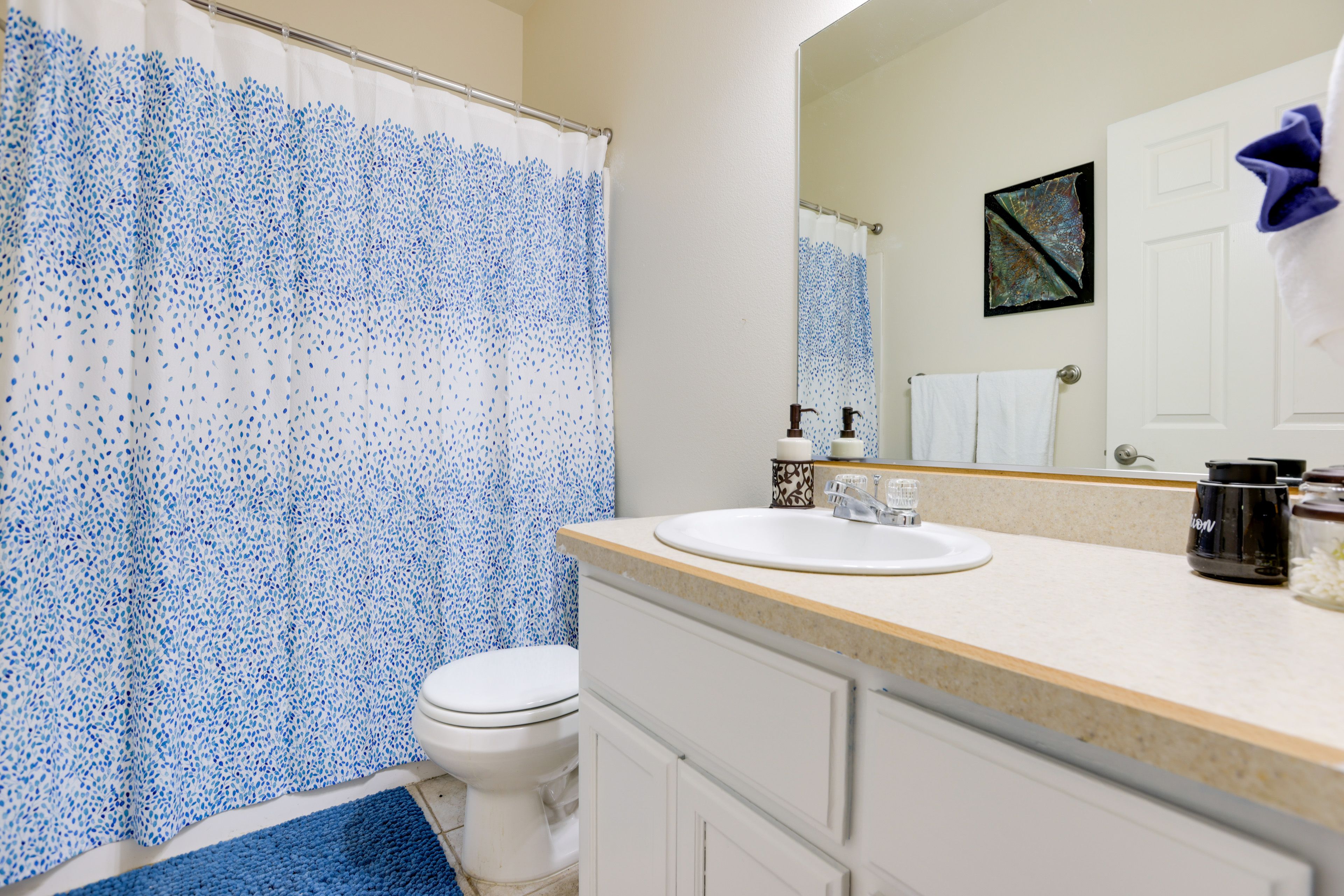 Full Bathroom