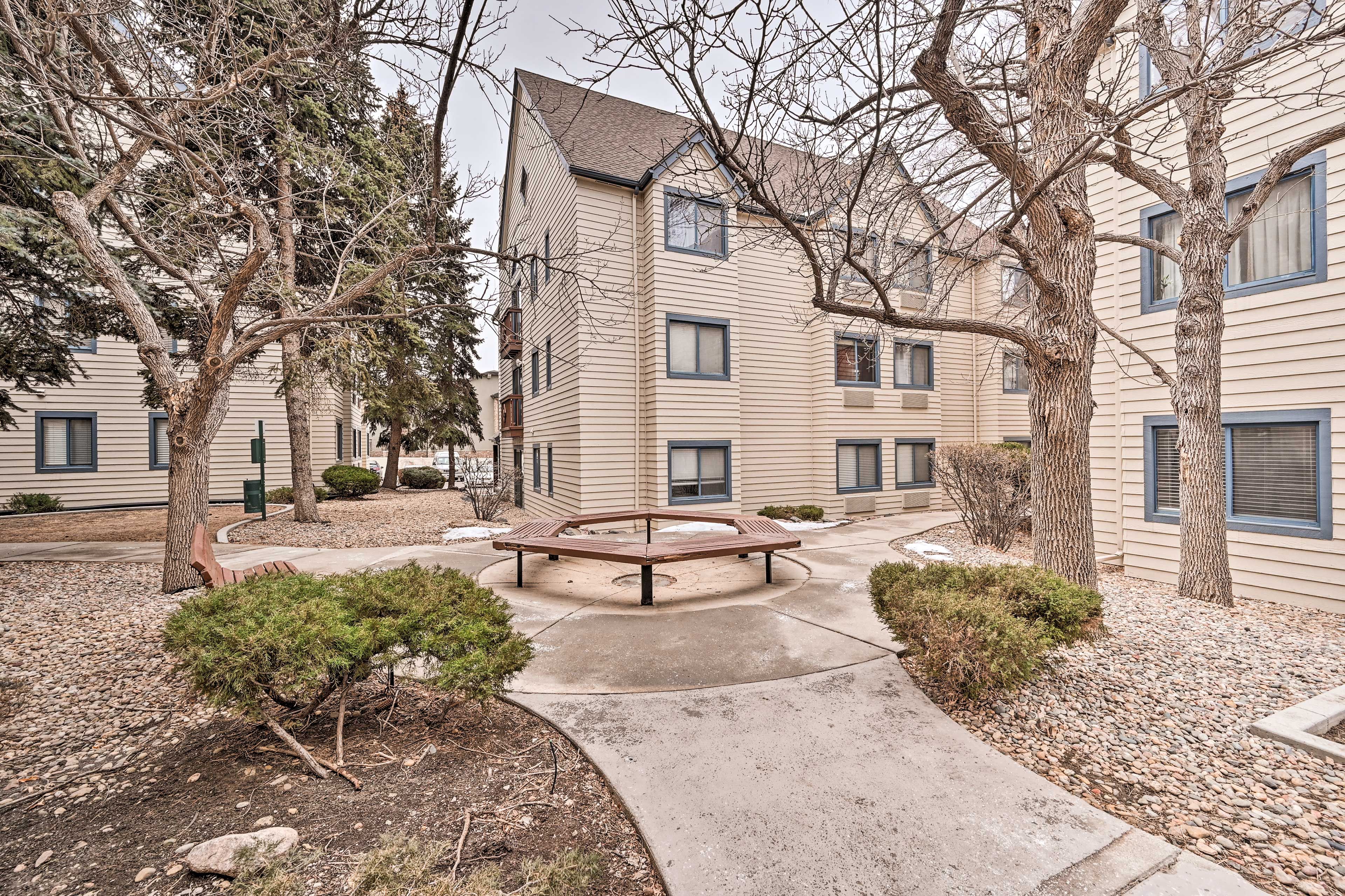 Property Exterior | Community Amenities