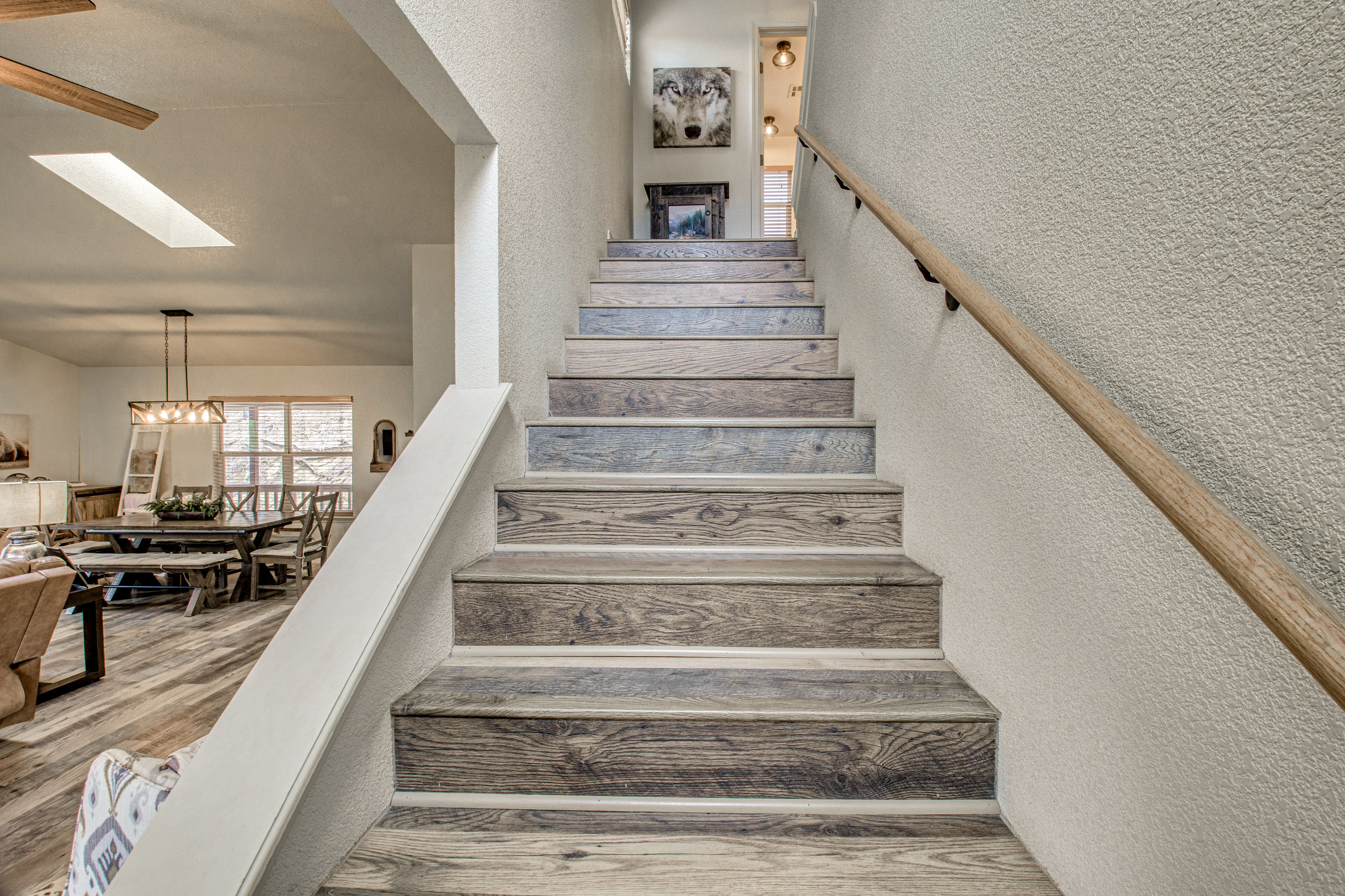 Stairs to 2nd Floor