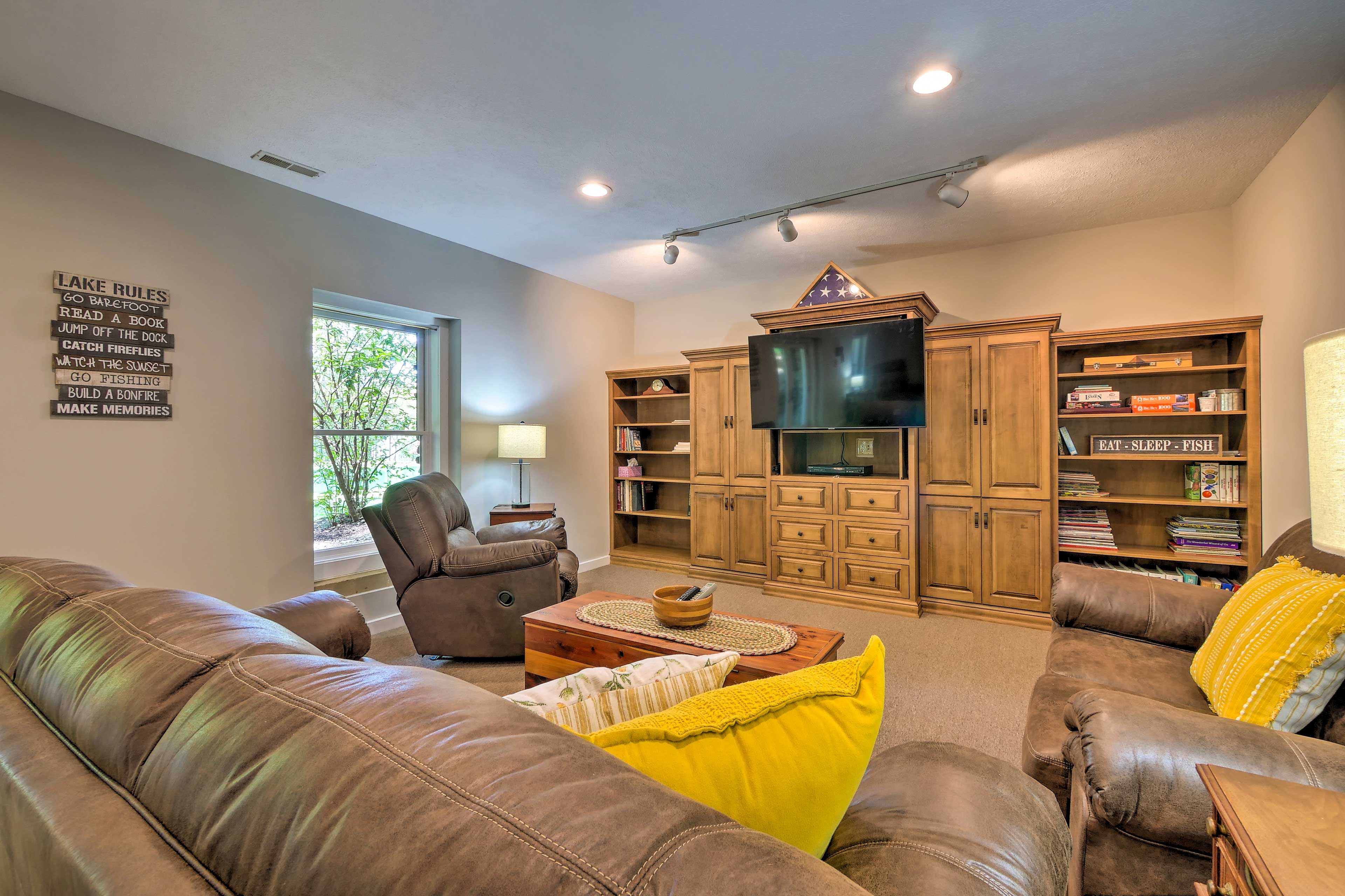 Finished Basement | Flat-Screen TV