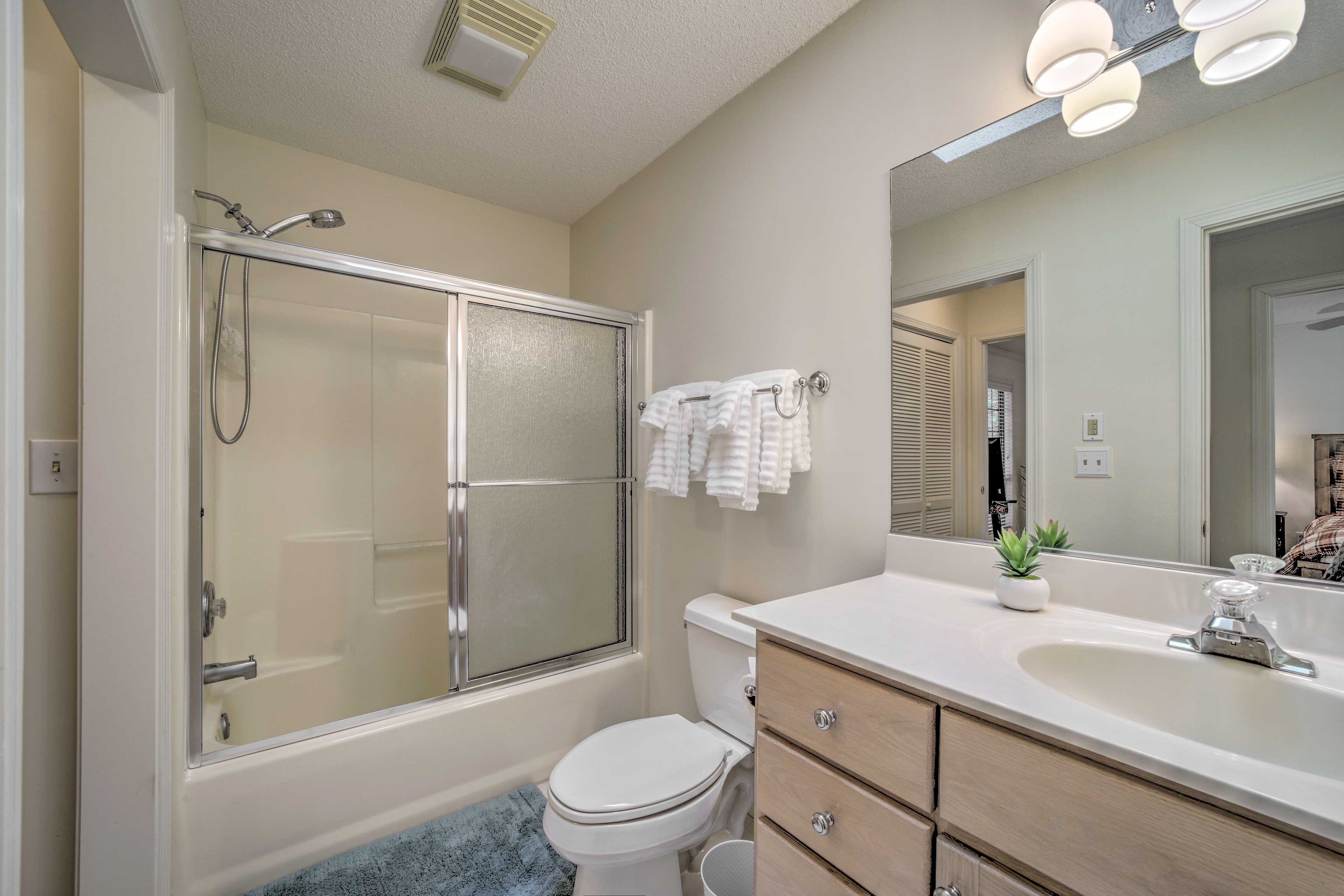 Full Bathroom
