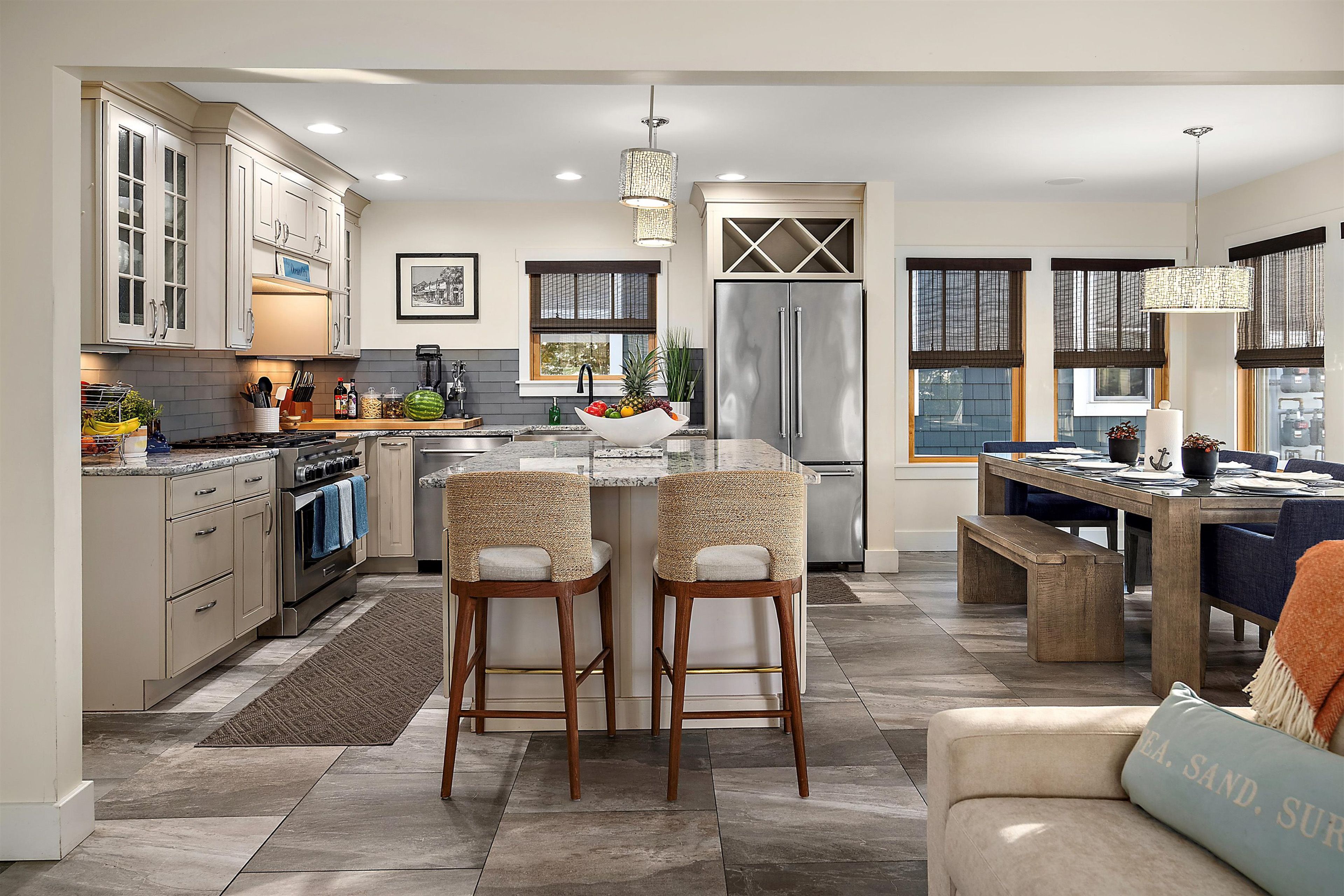 Kitchen | 36" Commercial Stove | Fully Equipped | Blender | Crockpot | 1st Floor