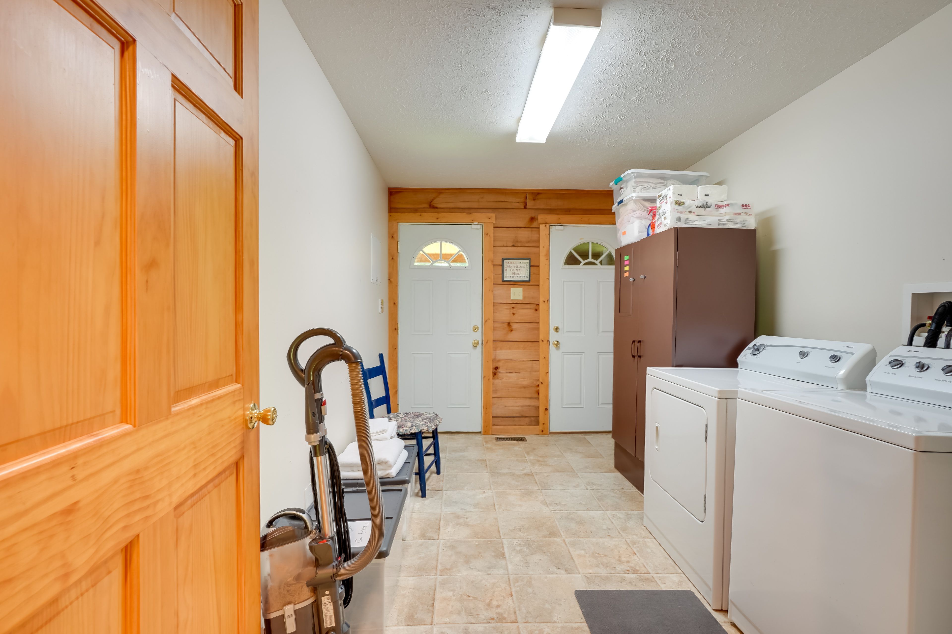 Laundry Room | Iron/Board