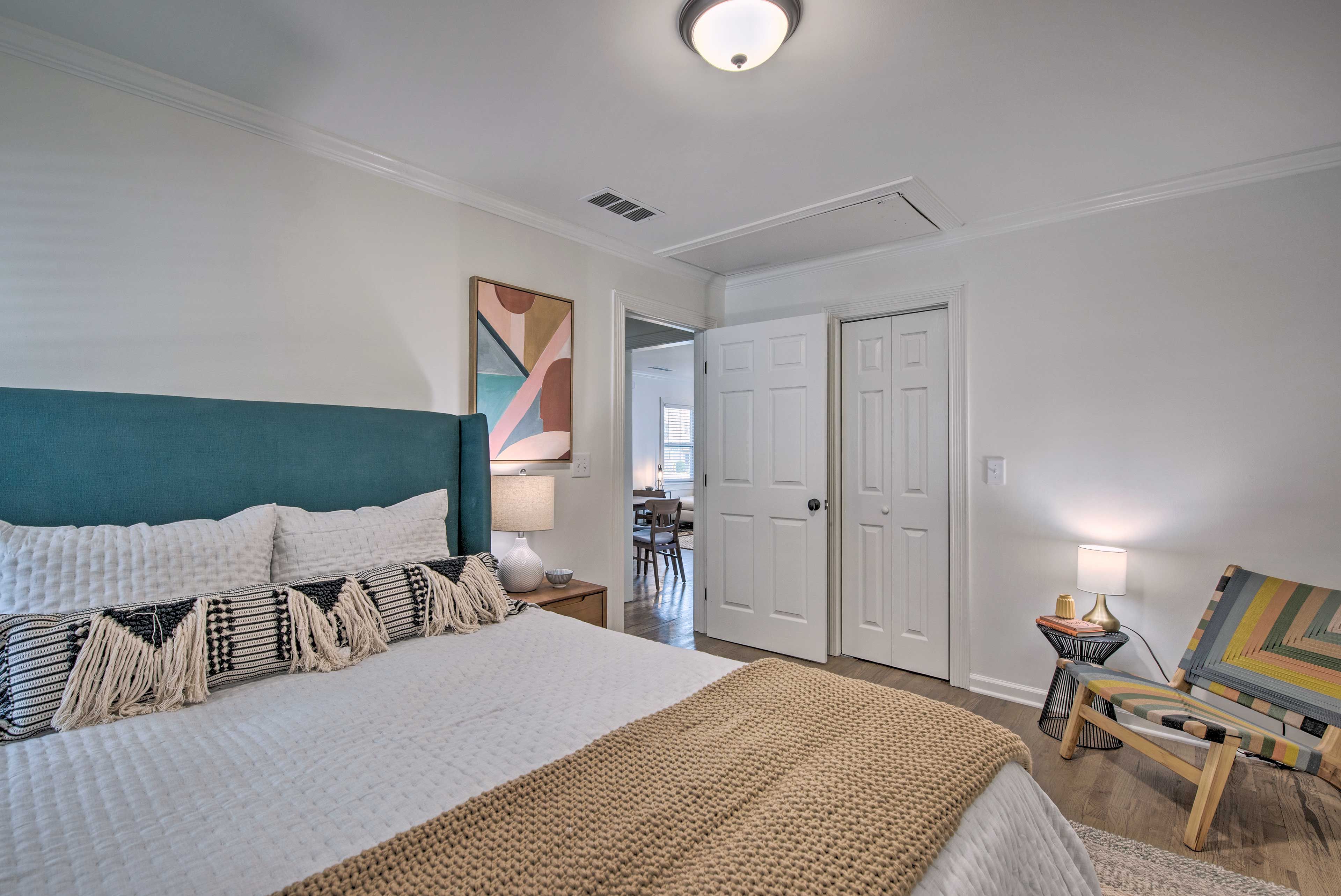 Bedroom 2 | Queen Bed