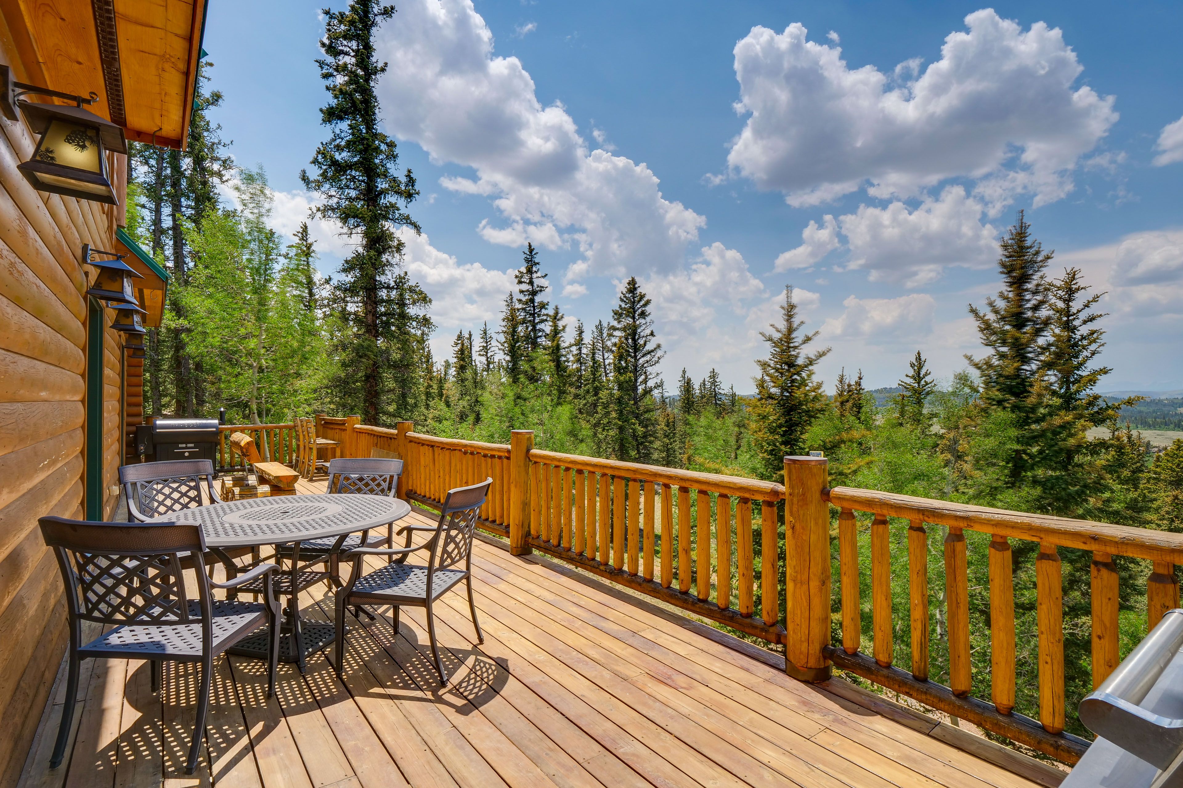 Deck | Mountain Views | Traeger | Gas Grill