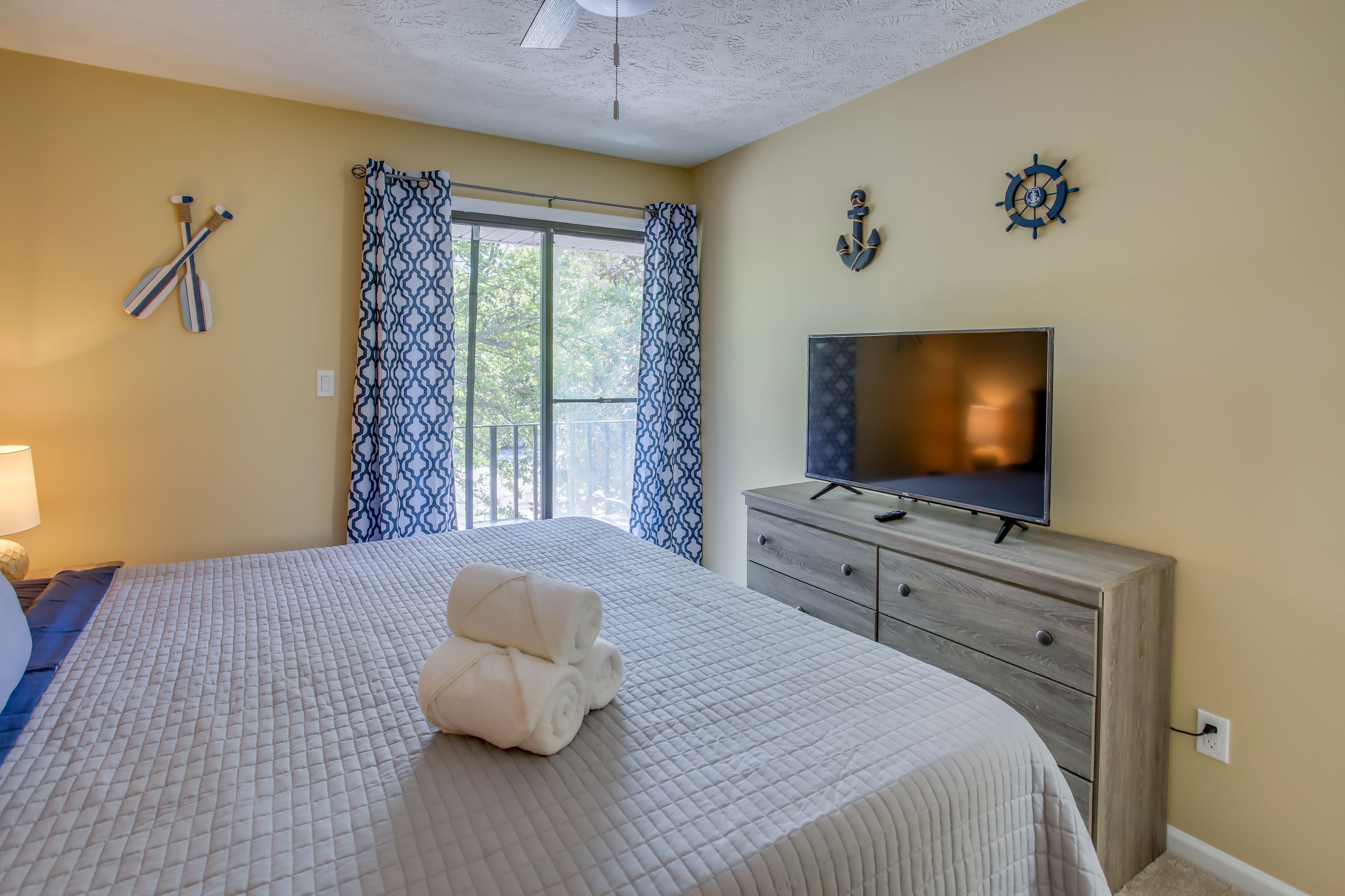 Bedroom 1 | 2nd Floor | King Bed