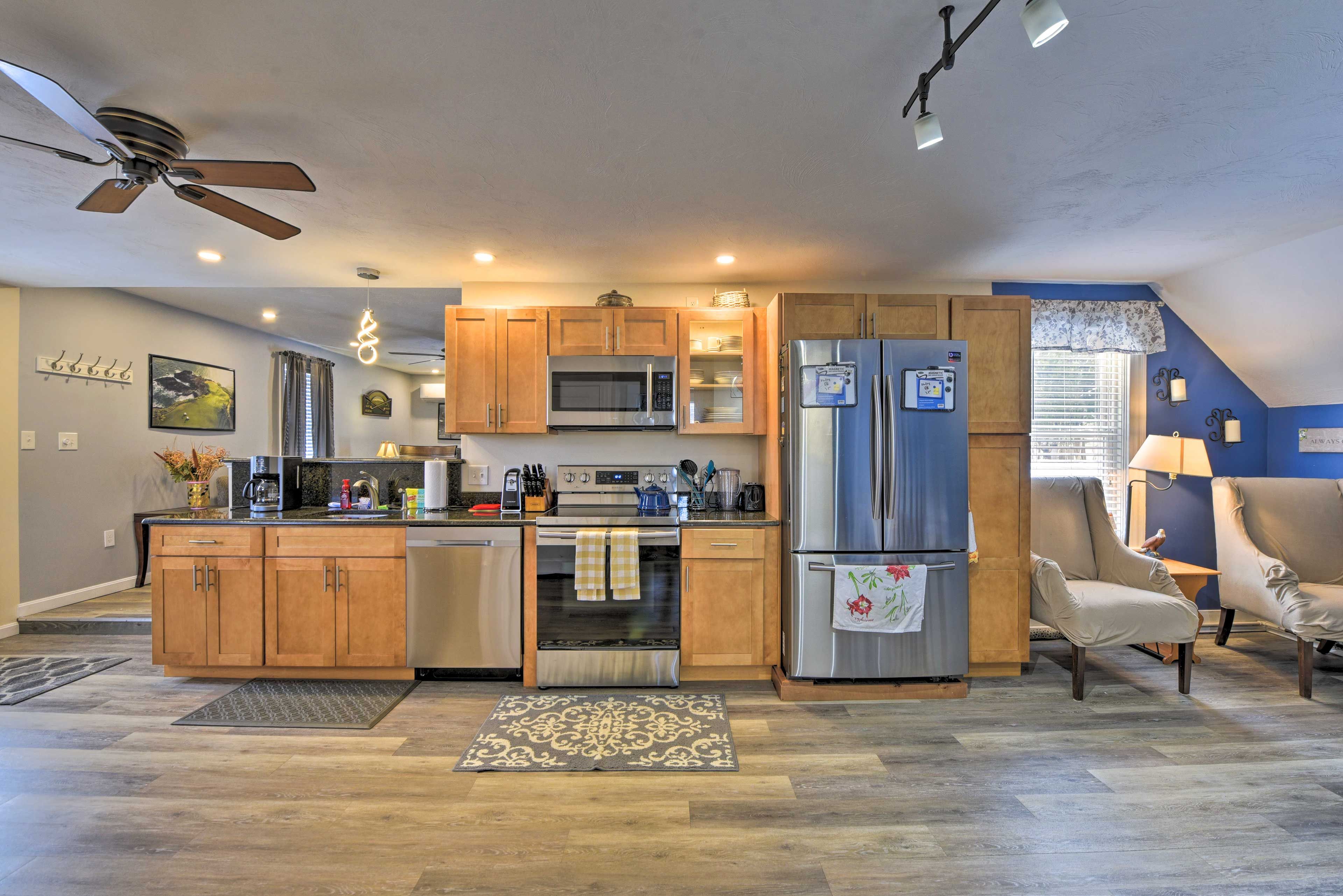 Fully Equipped Kitchen | Toaster