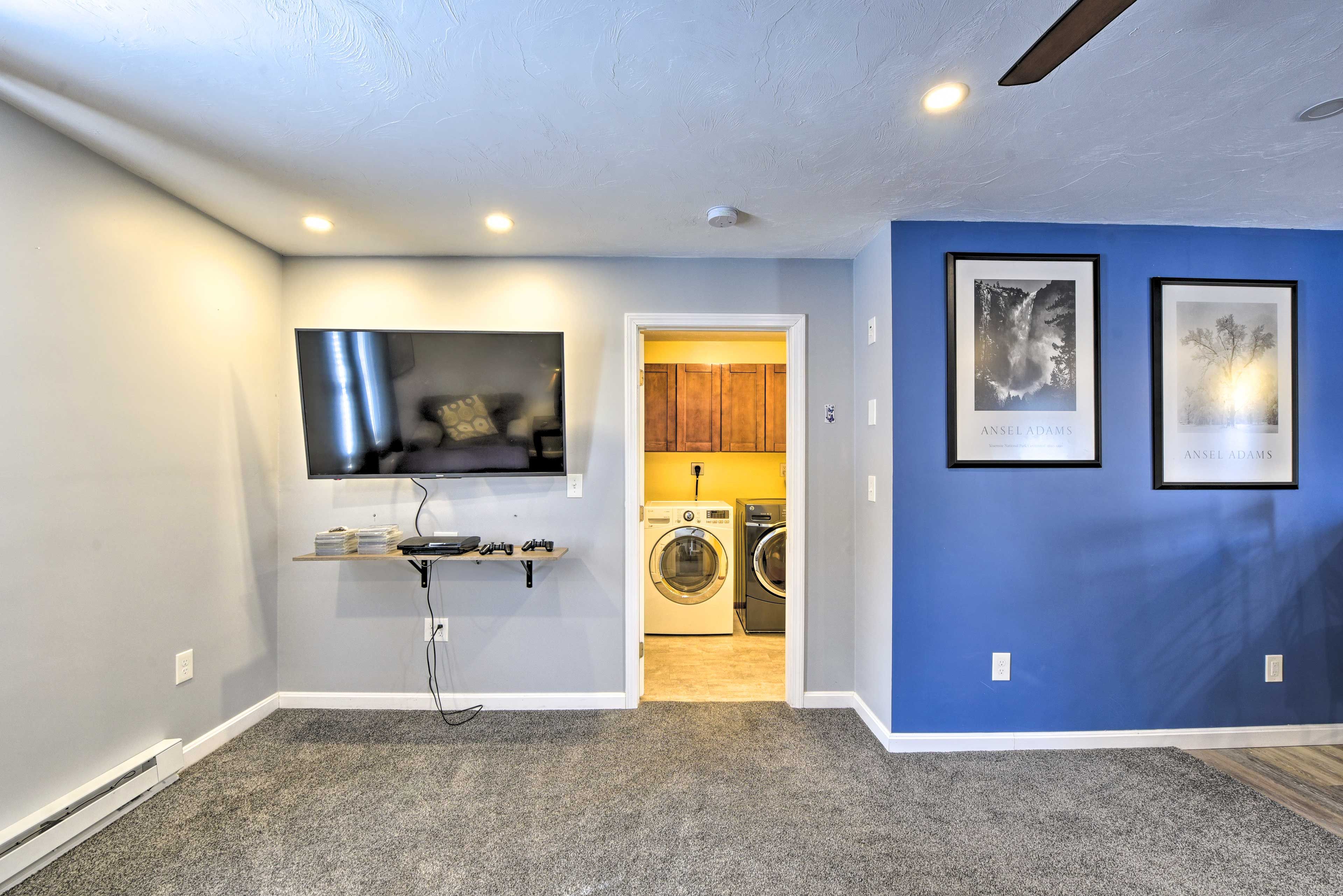 Living Room | Smart TV
