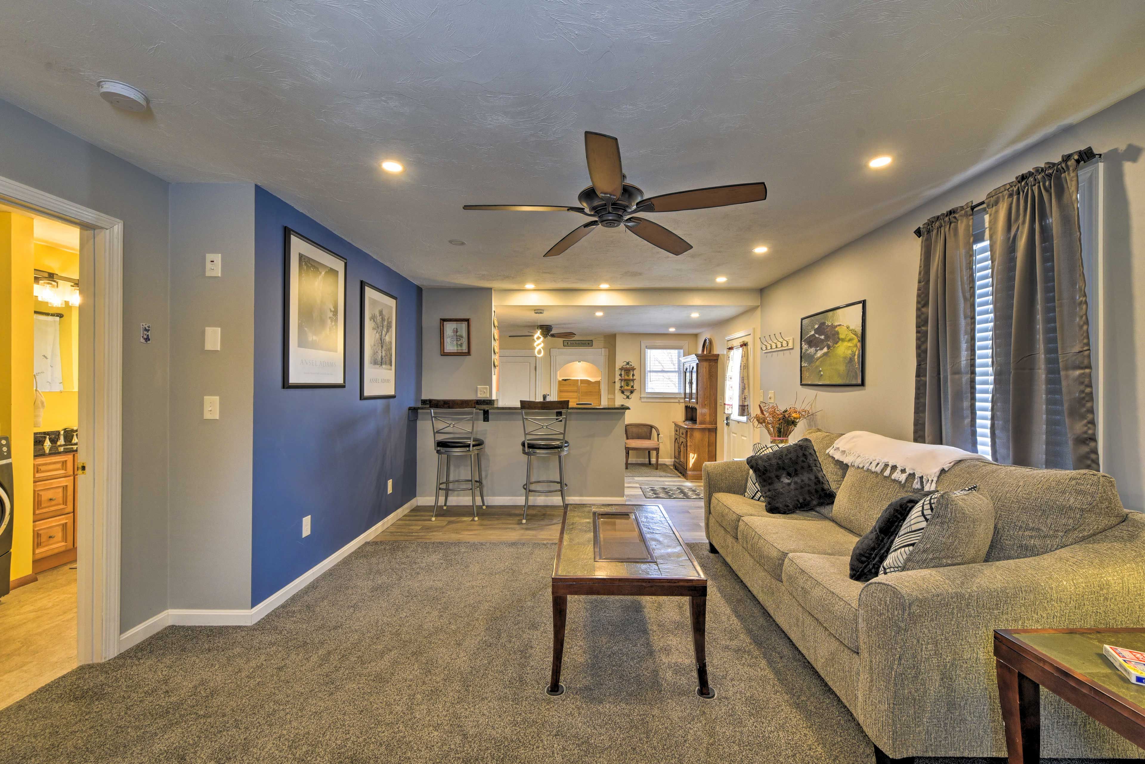 Living Room | Central A/C