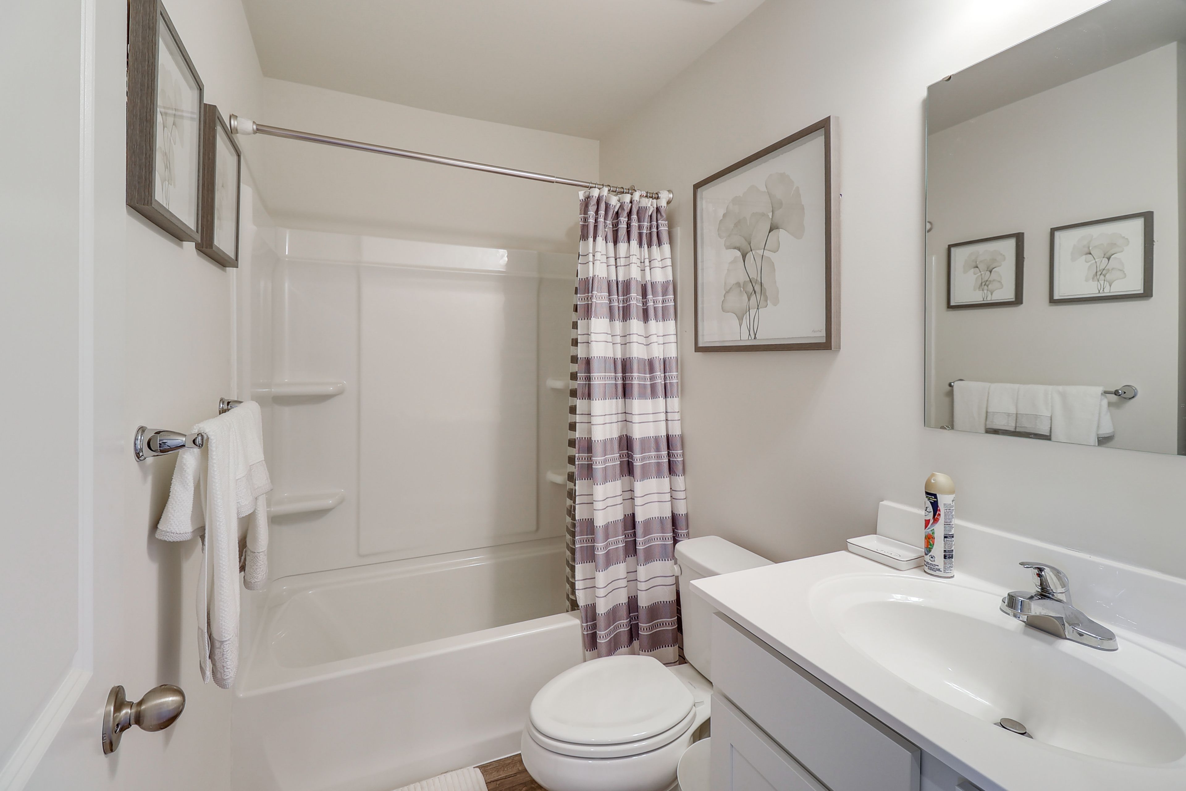 Bathroom | Towels Provided | Complimentary Toiletries