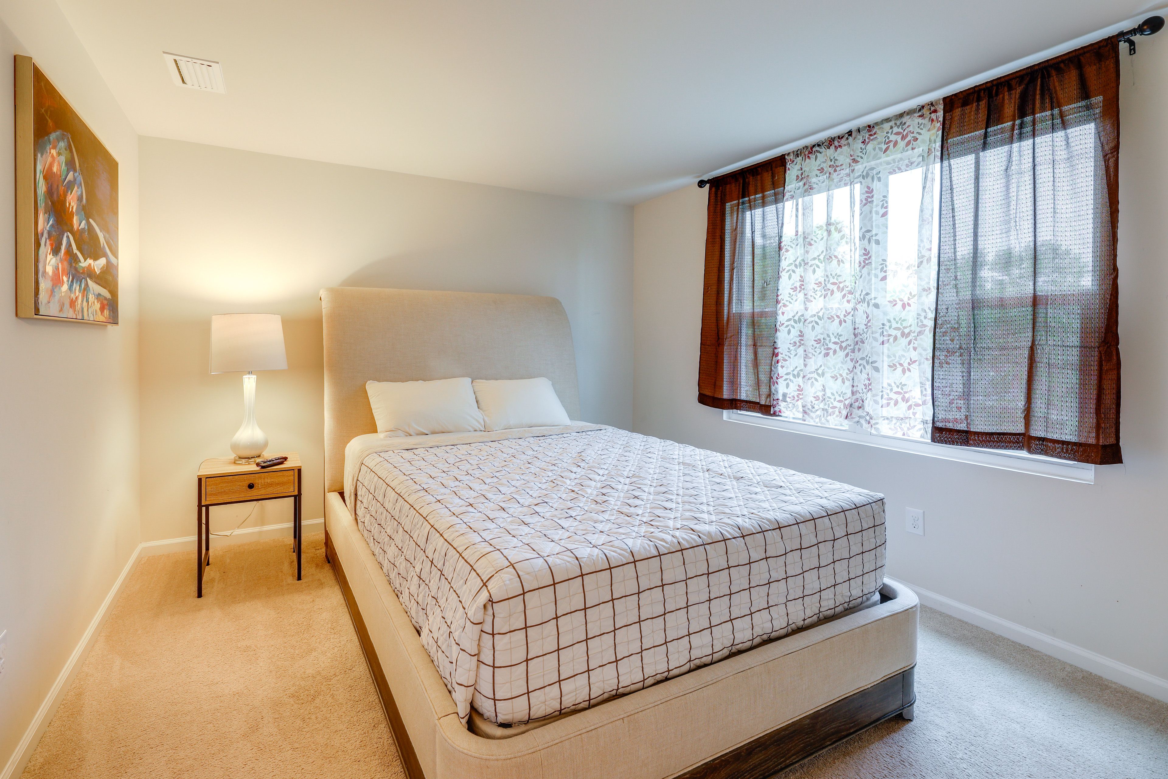 Bedroom 1 | Queen Bed | Smart TV w/ Cable | En-Suite Bathroom