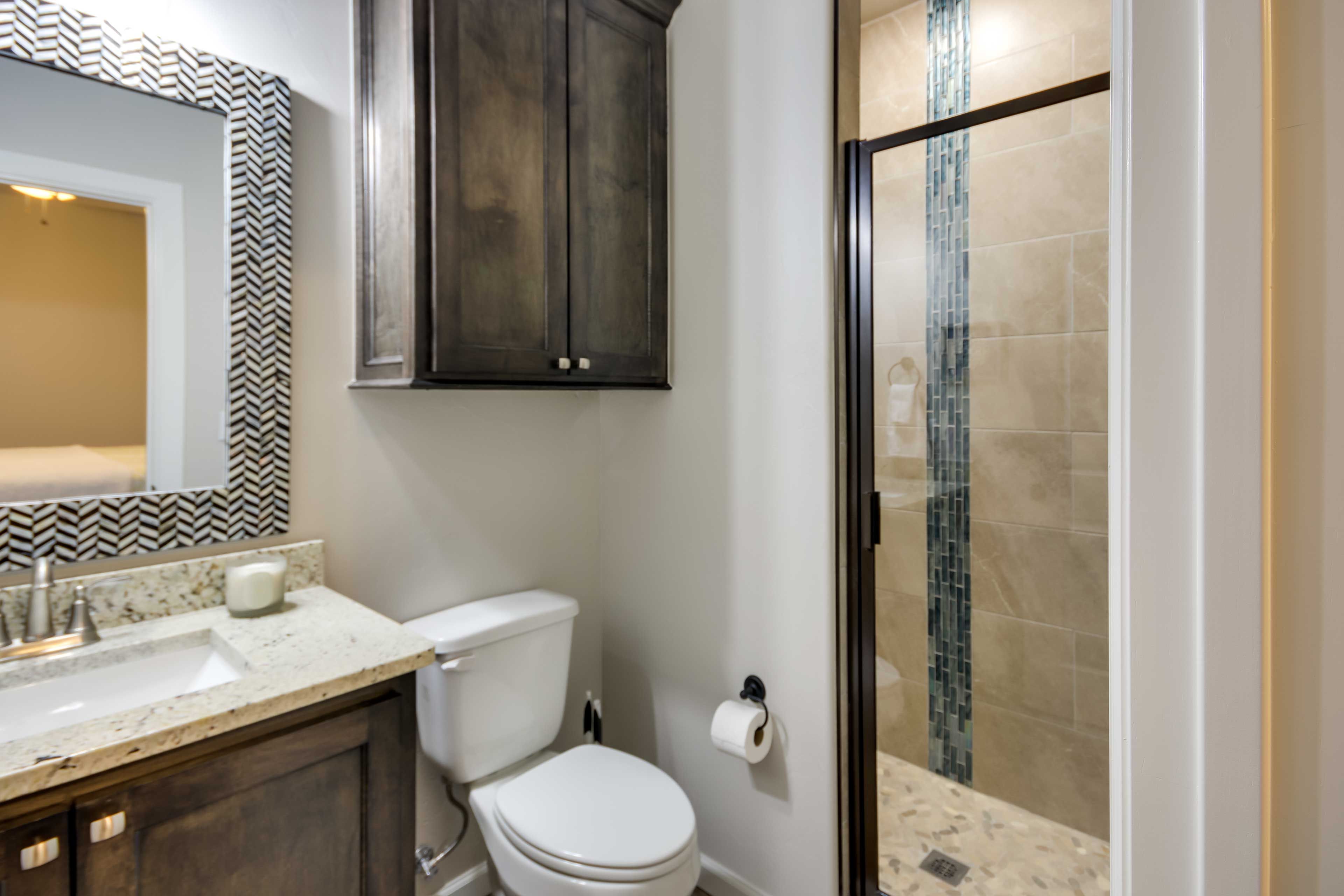 Full En-Suite Bathroom