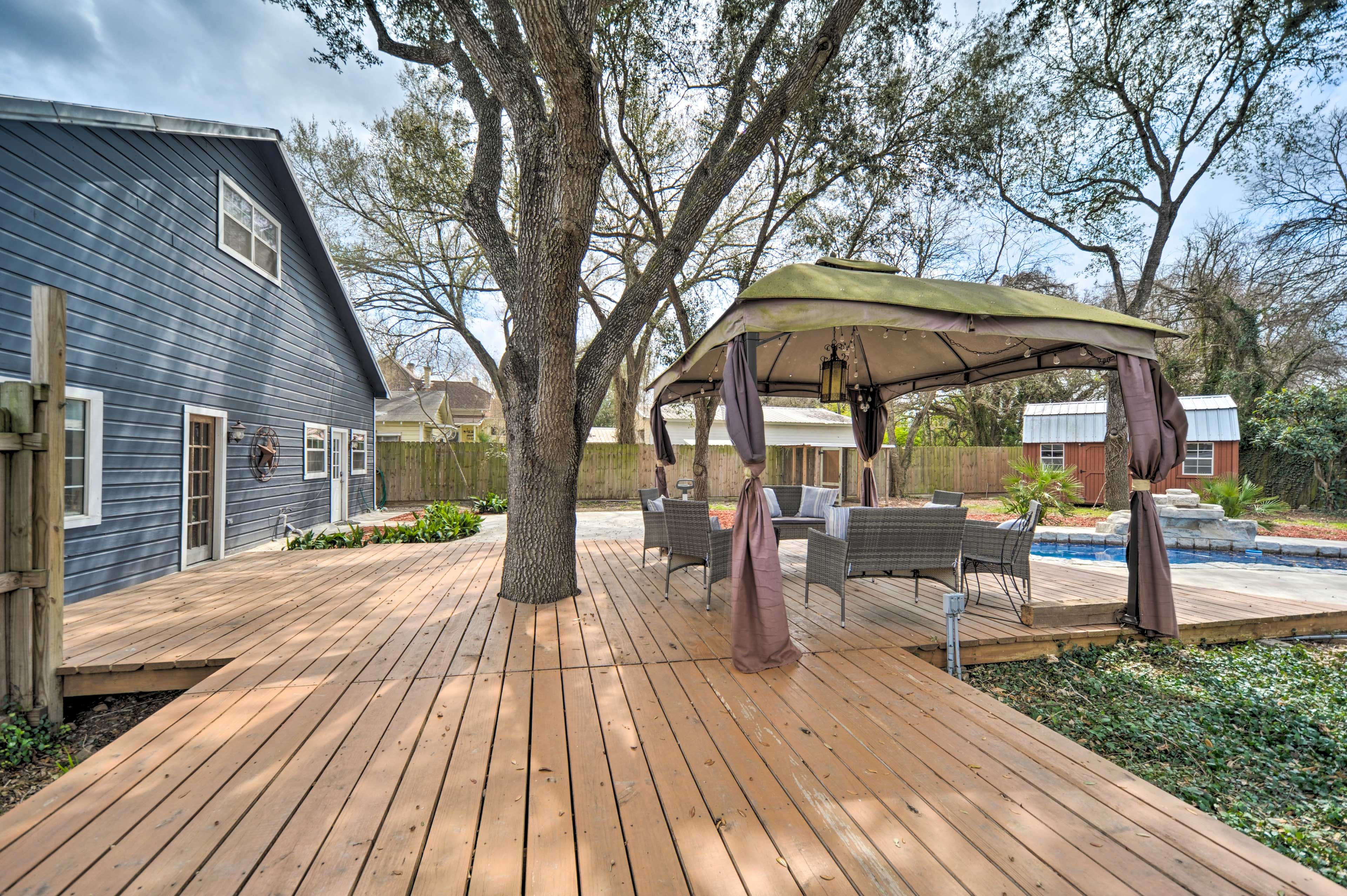 Deck