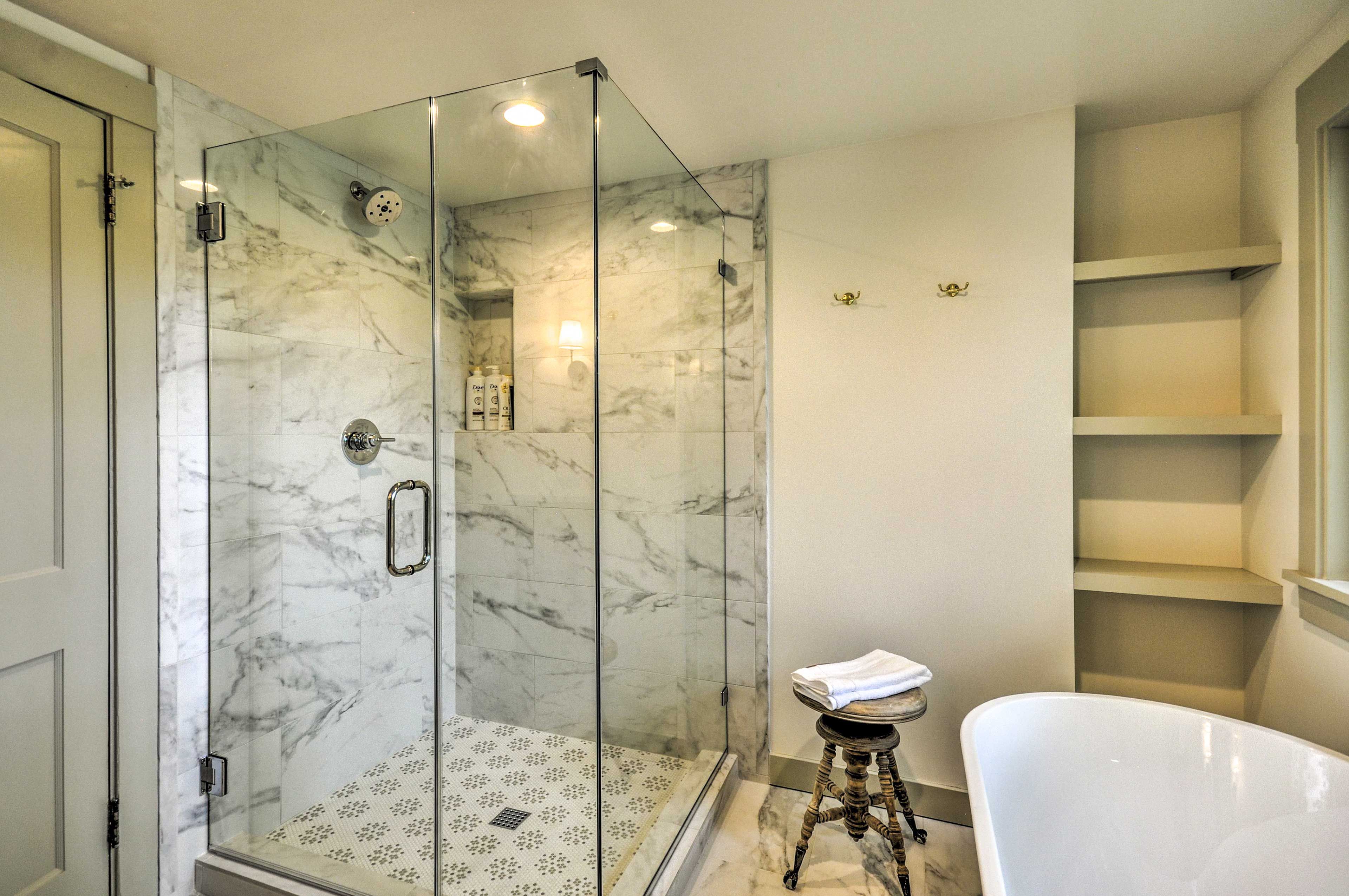 En-Suite Bathroom | Complimentary Toiletries