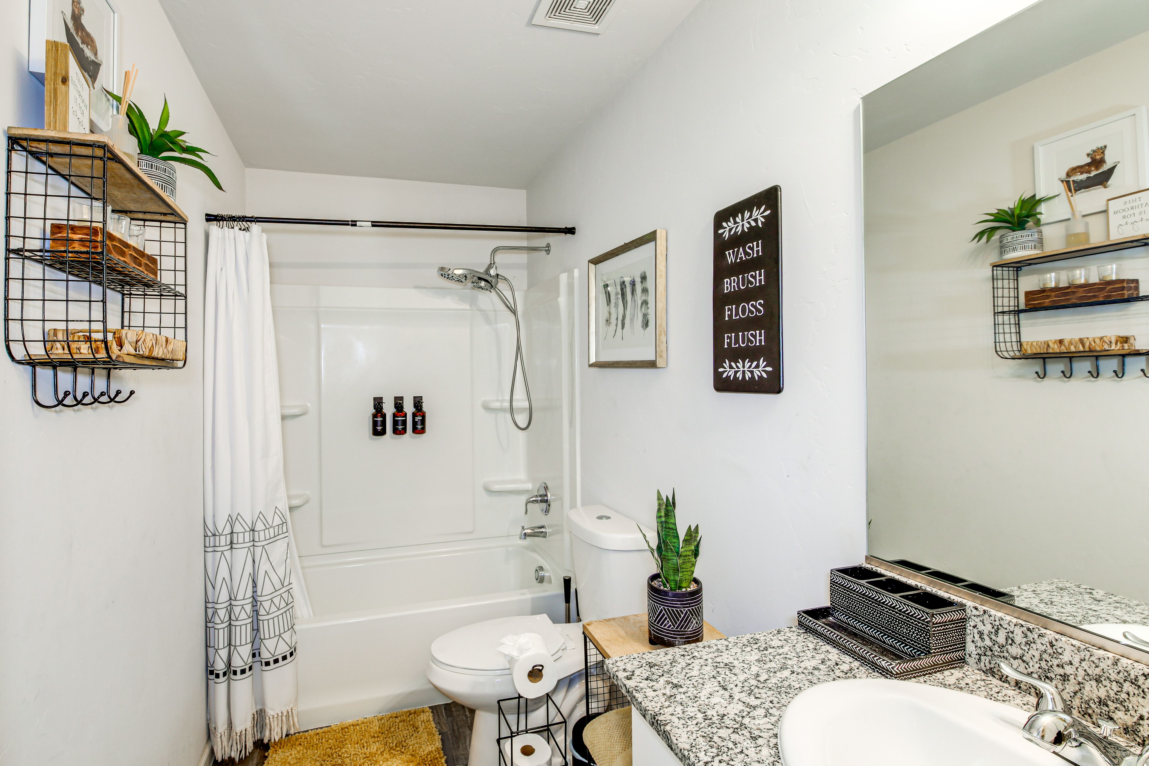 Full Bathroom