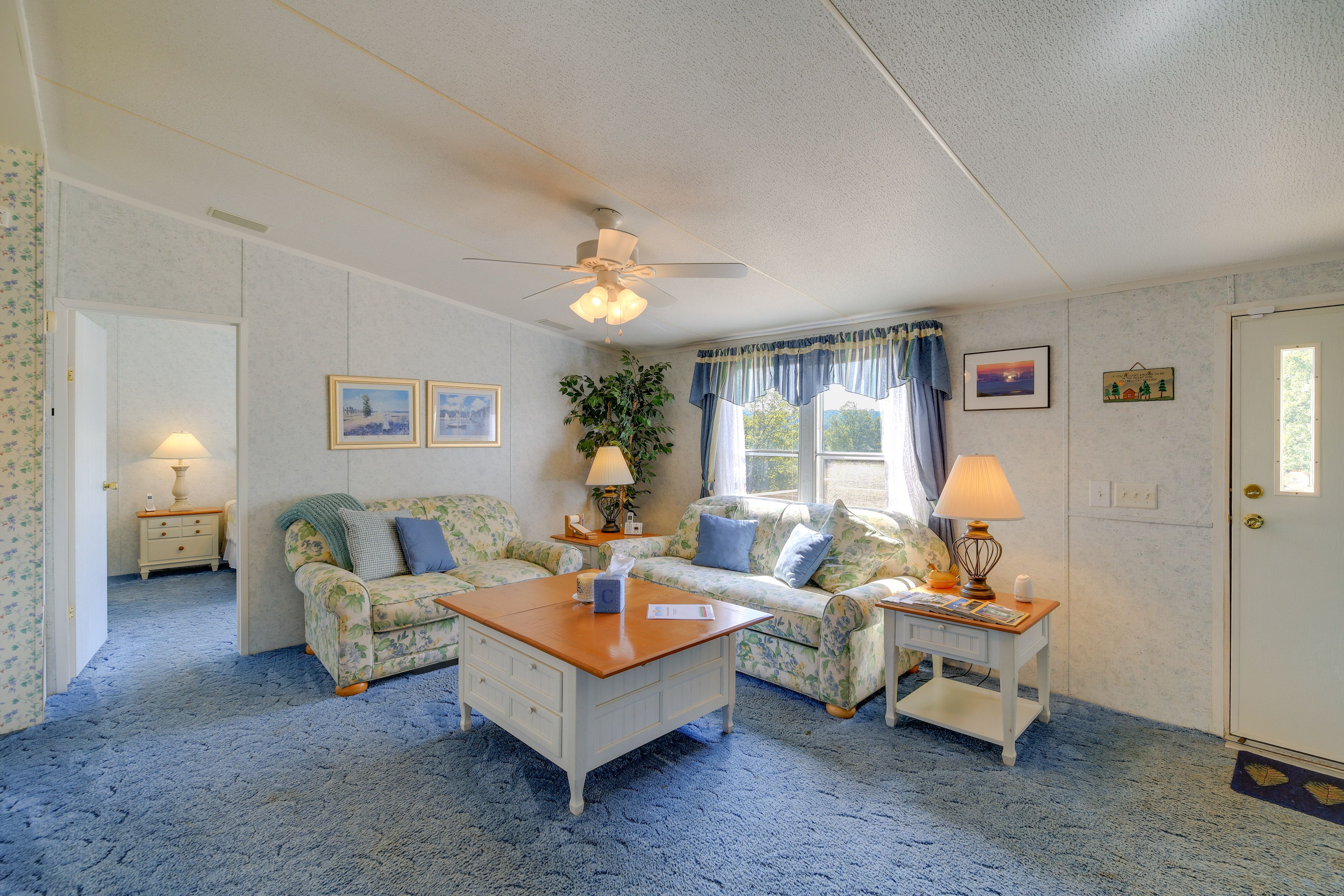 Living Room | Central A/C