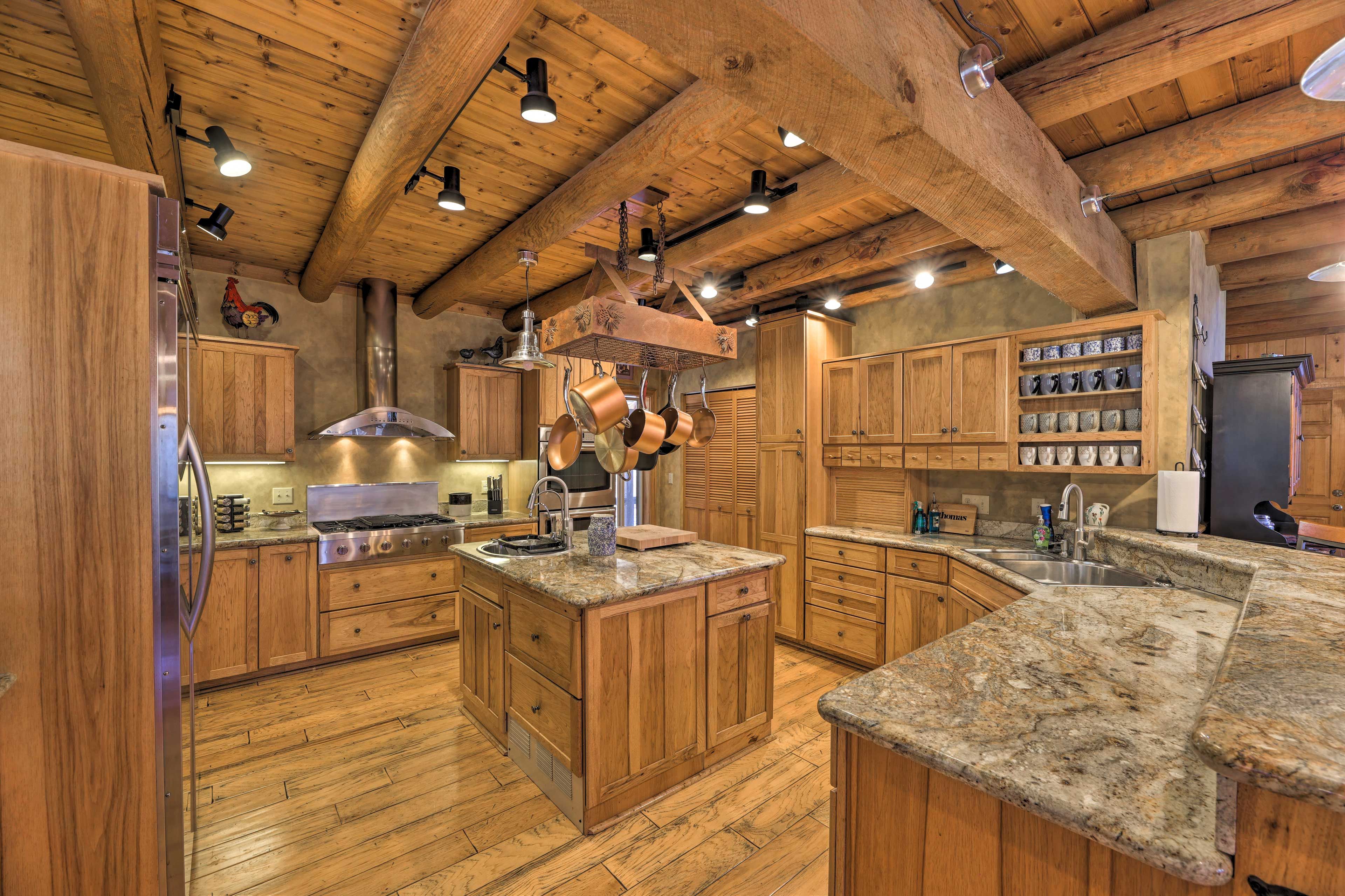 Fully Equipped Kitchen | Main House | 1st Floor | Dishwasher