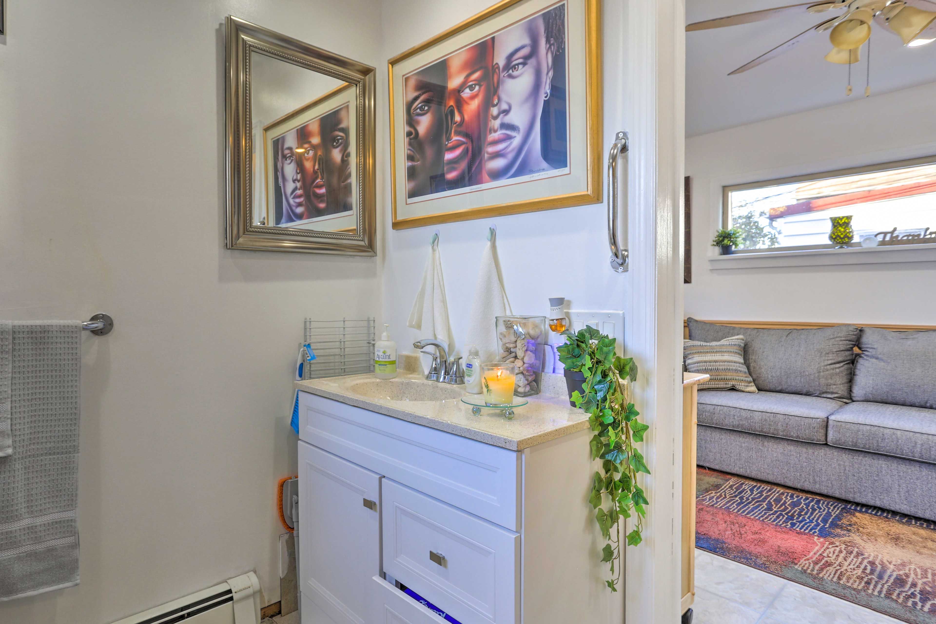 Full Bathroom