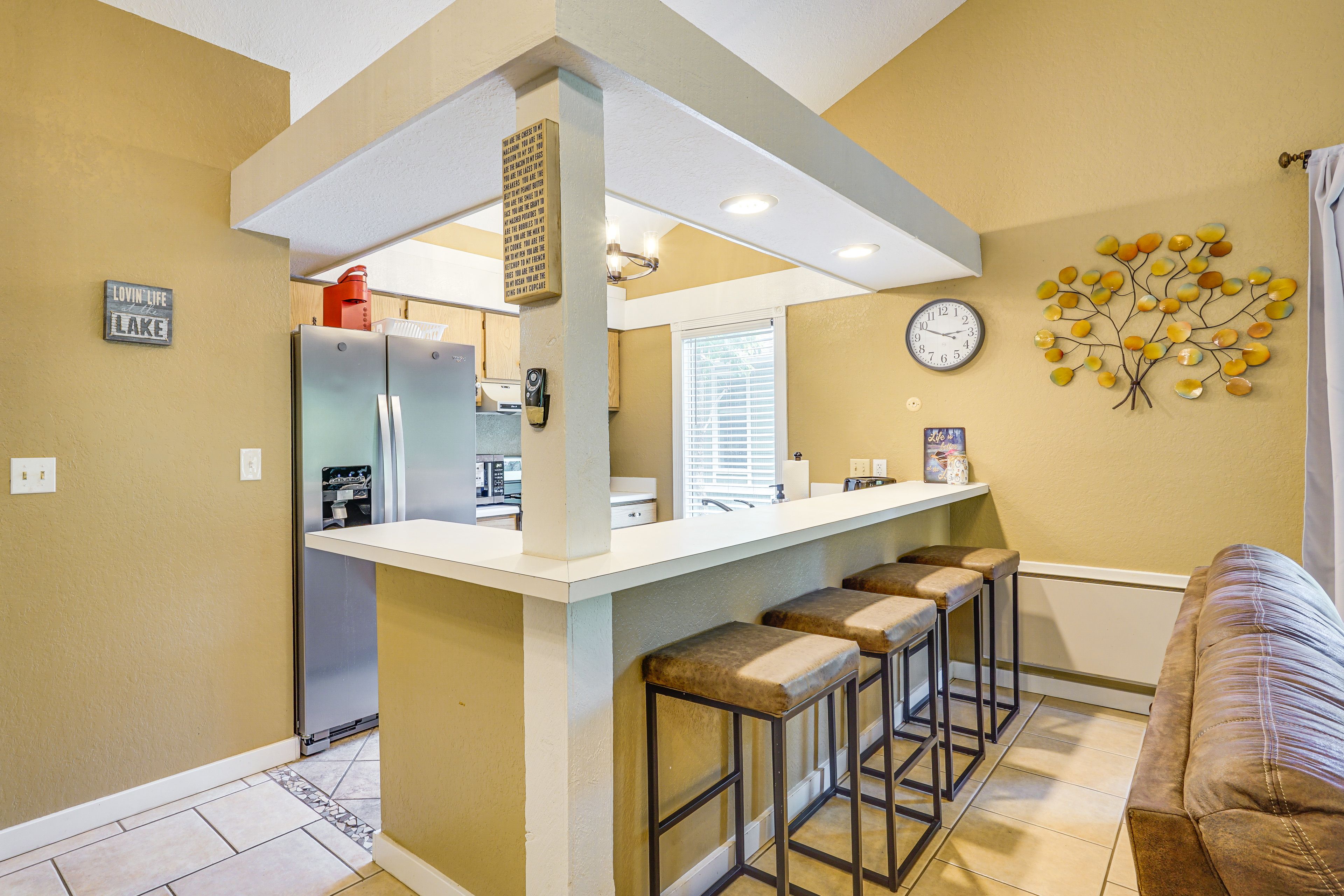 Kitchen | Main Floor