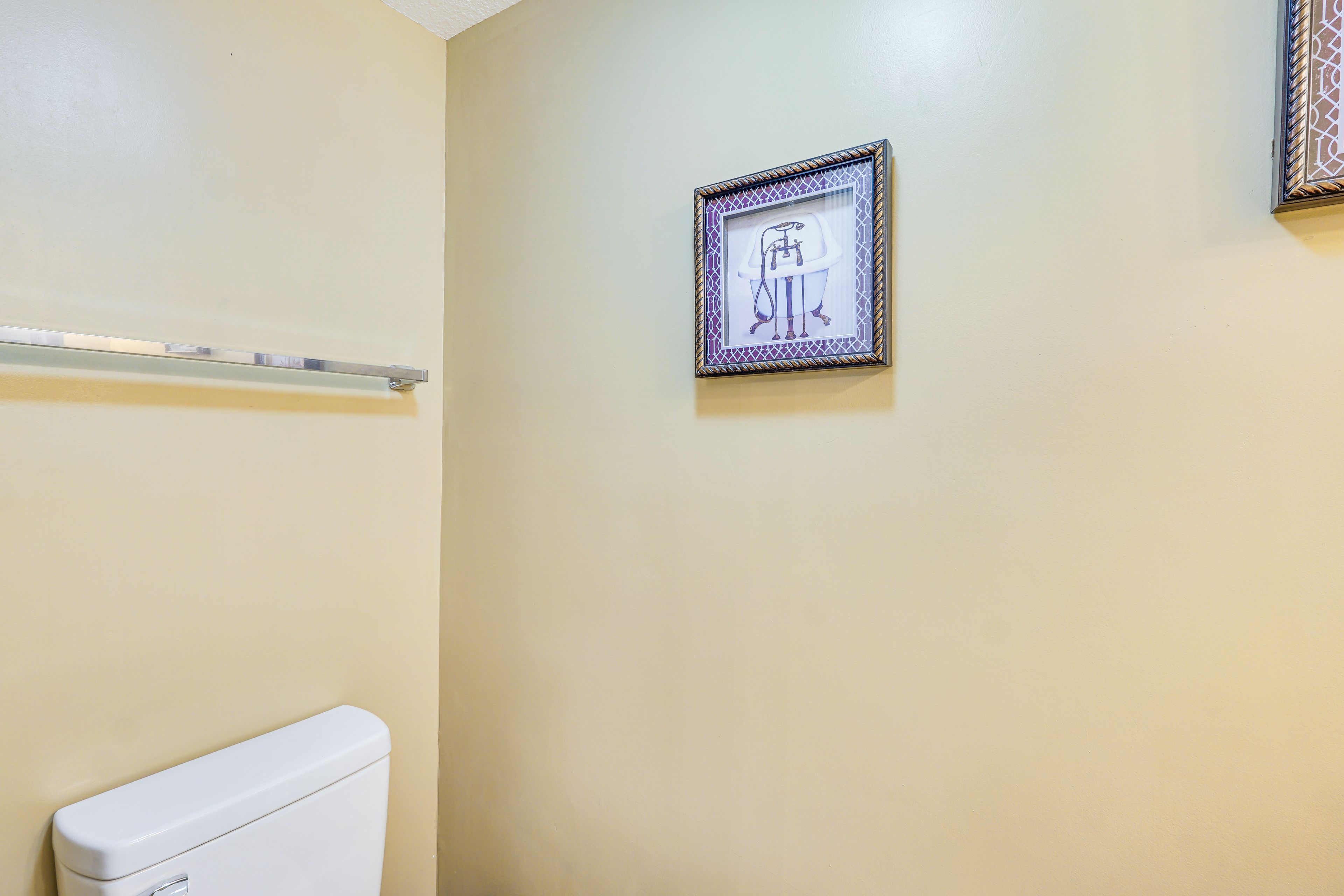 Half Bathroom | Main Floor