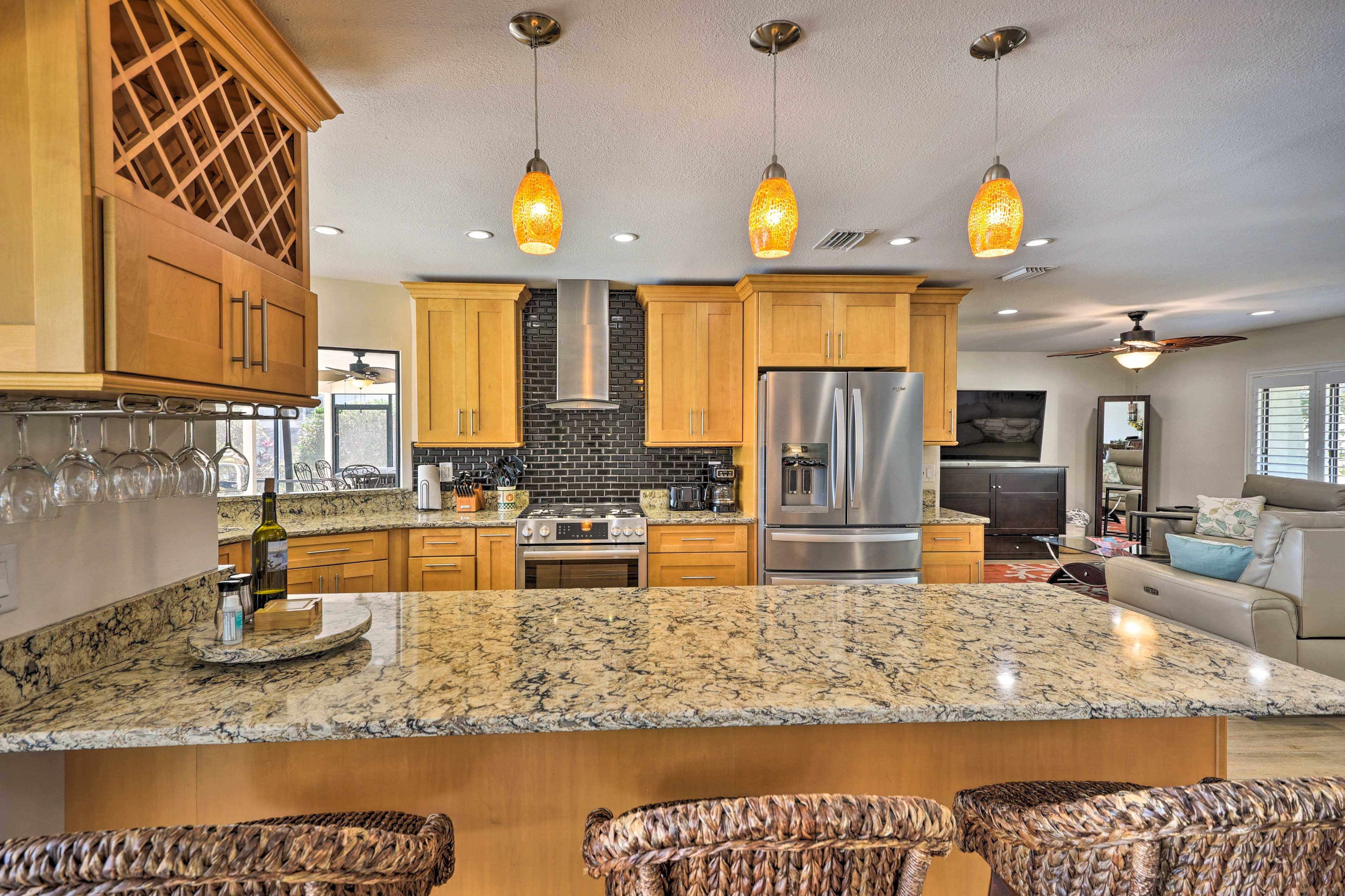 Kitchen | Breakfast Bar w/ Seating