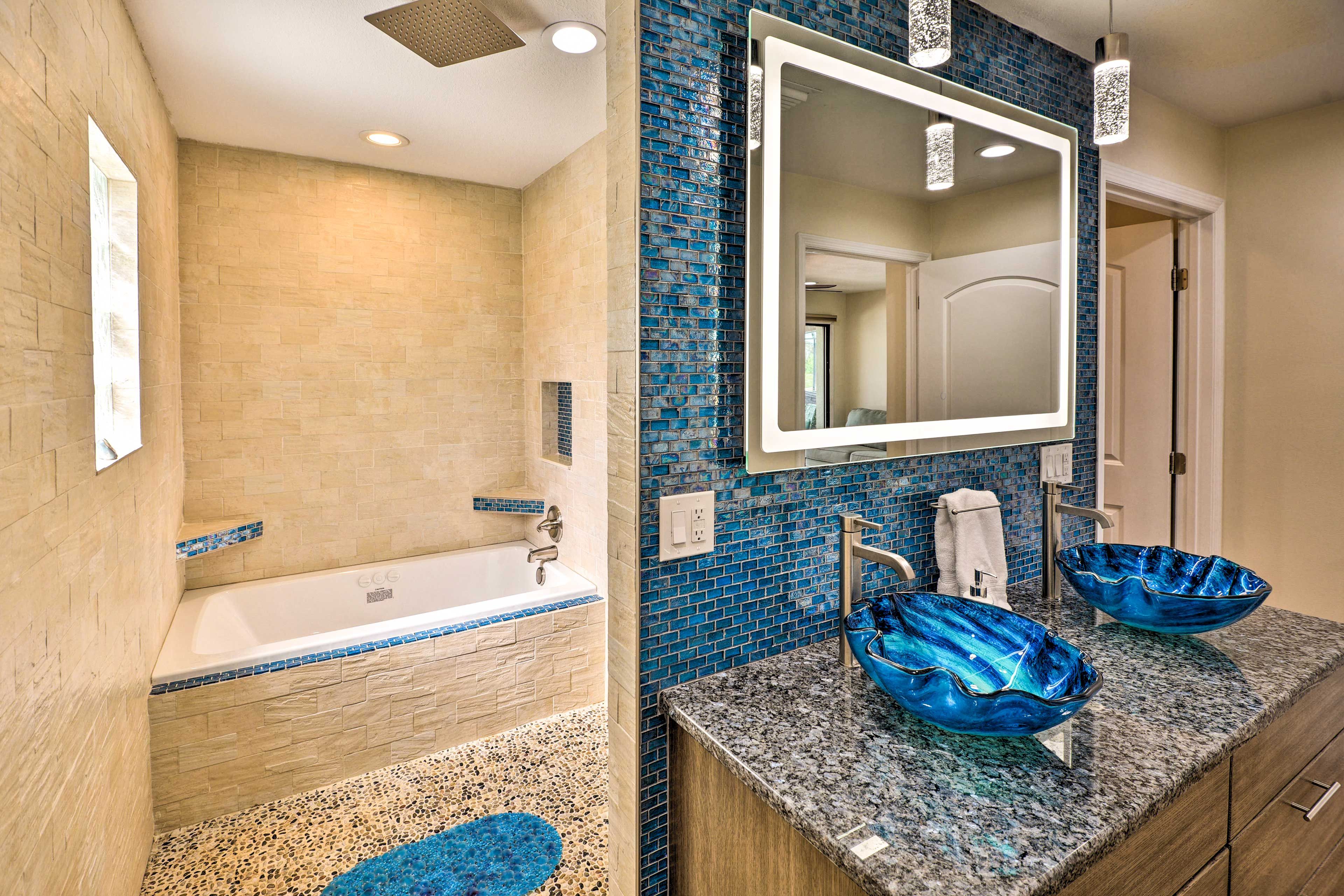 En-Suite Bathroom